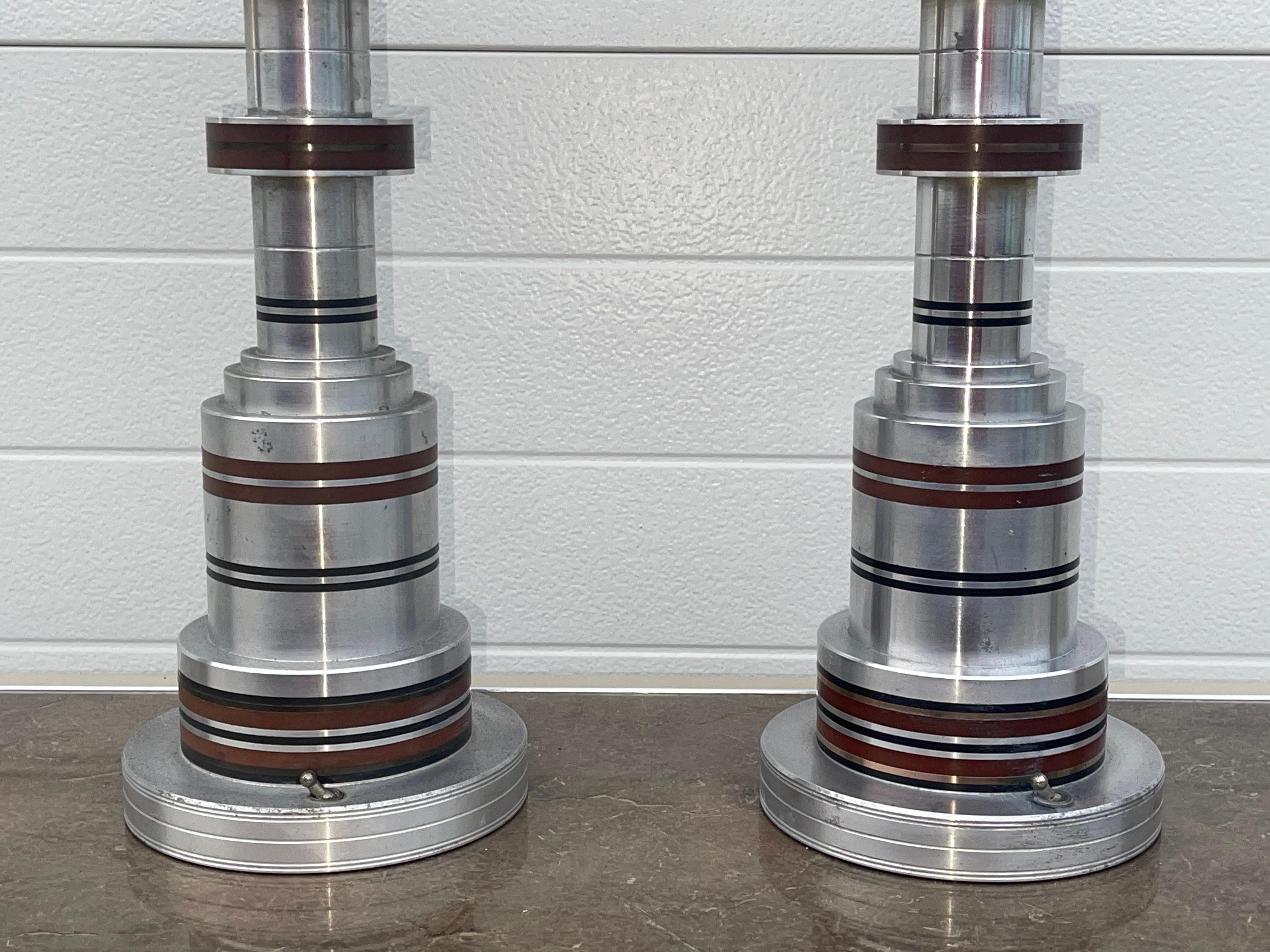 Milieu du XXe siècle Pair of Pattyn Products Table Lamps en vente