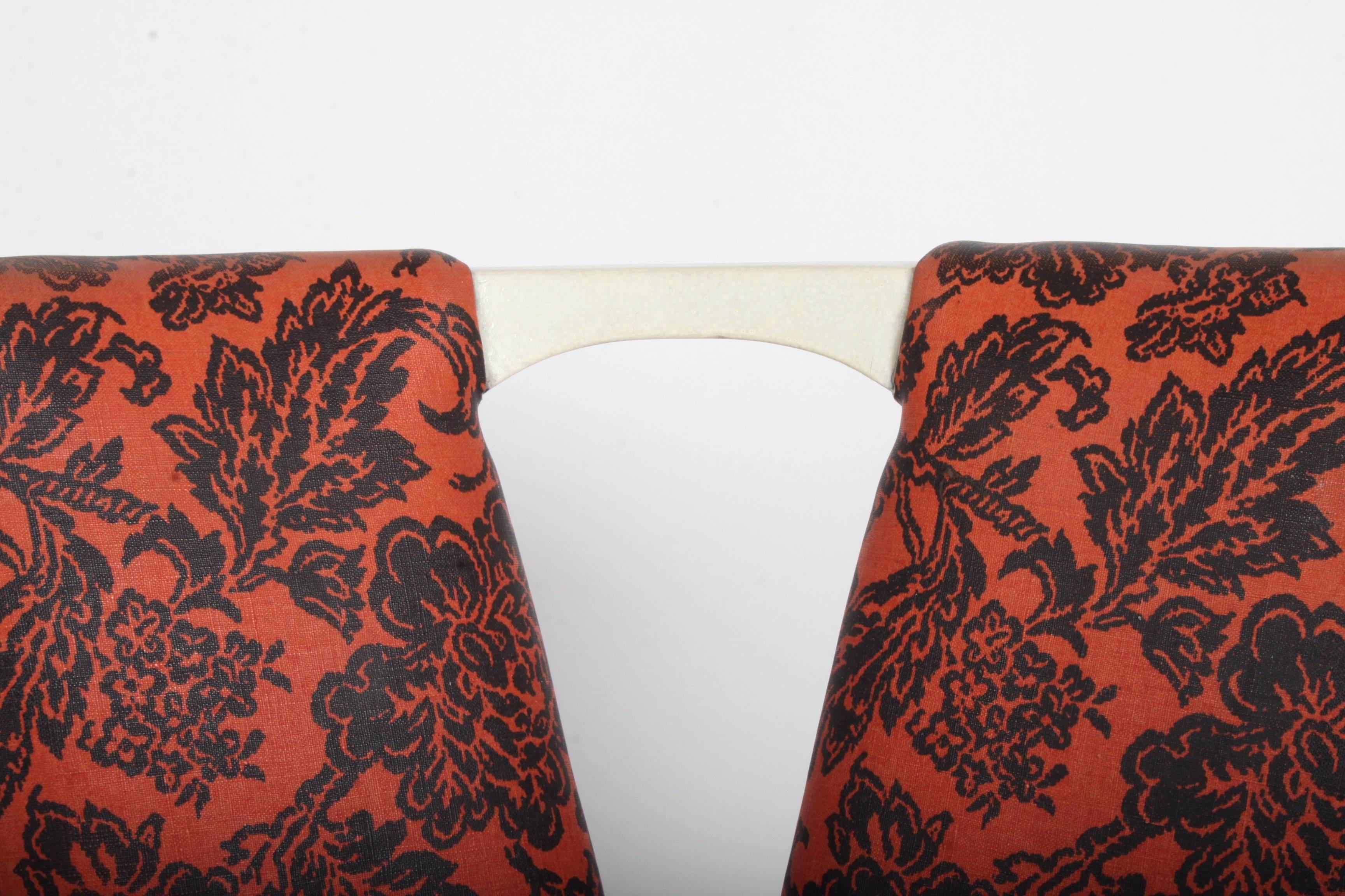 Américain Paul Frankl paire de chaises de salle à manger d'appoint avec corset pour Johnson en vente