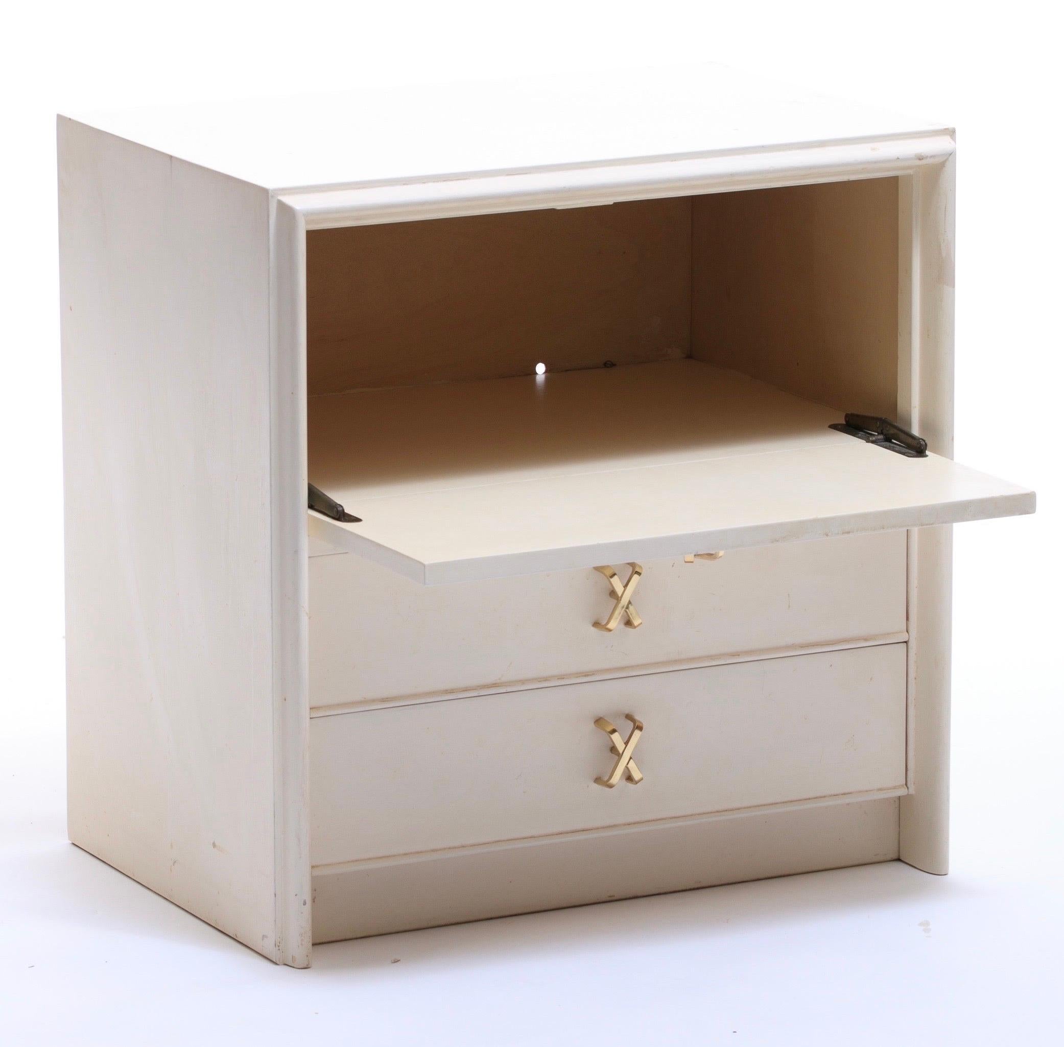 Mid-20th Century Pair of Paul Frankl Ivory Lacquered Nightstands with Brass X Pulls, circa 1950 For Sale