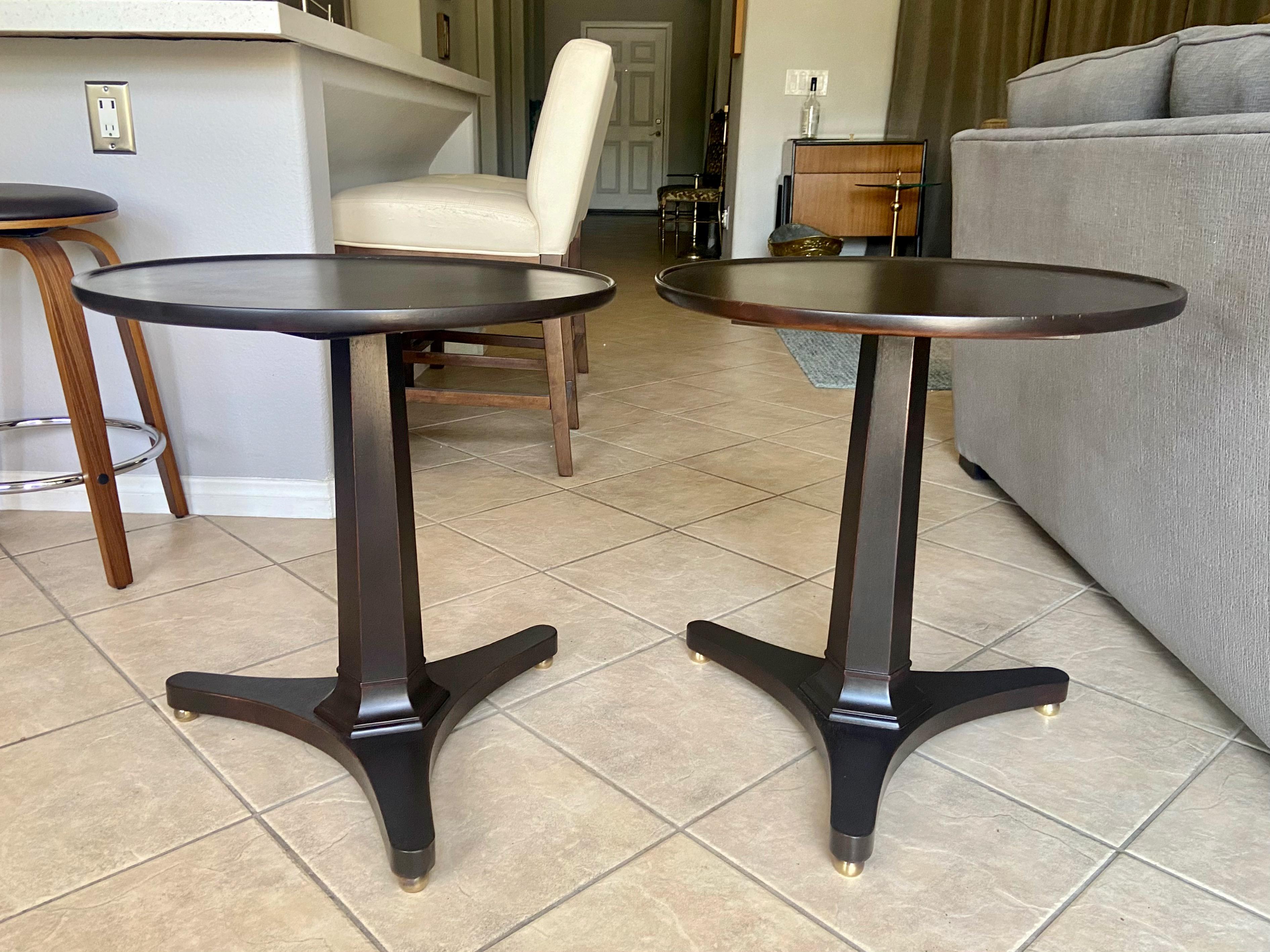 Pair Kittinger Tripod Dark Walnut End Side Tables In Good Condition For Sale In Palm Springs, CA