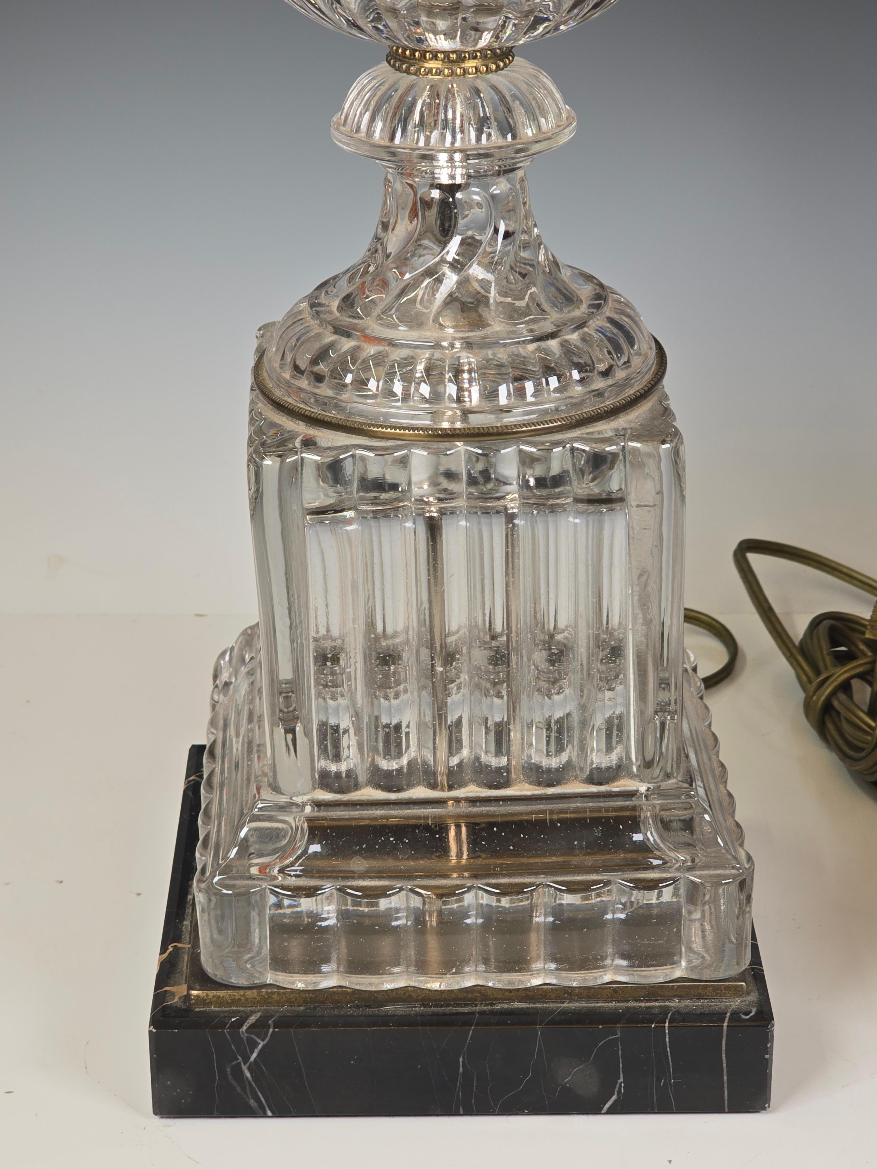 Pareja de lámparas estilo Baccarat Paul Hanson Estadounidense en venta