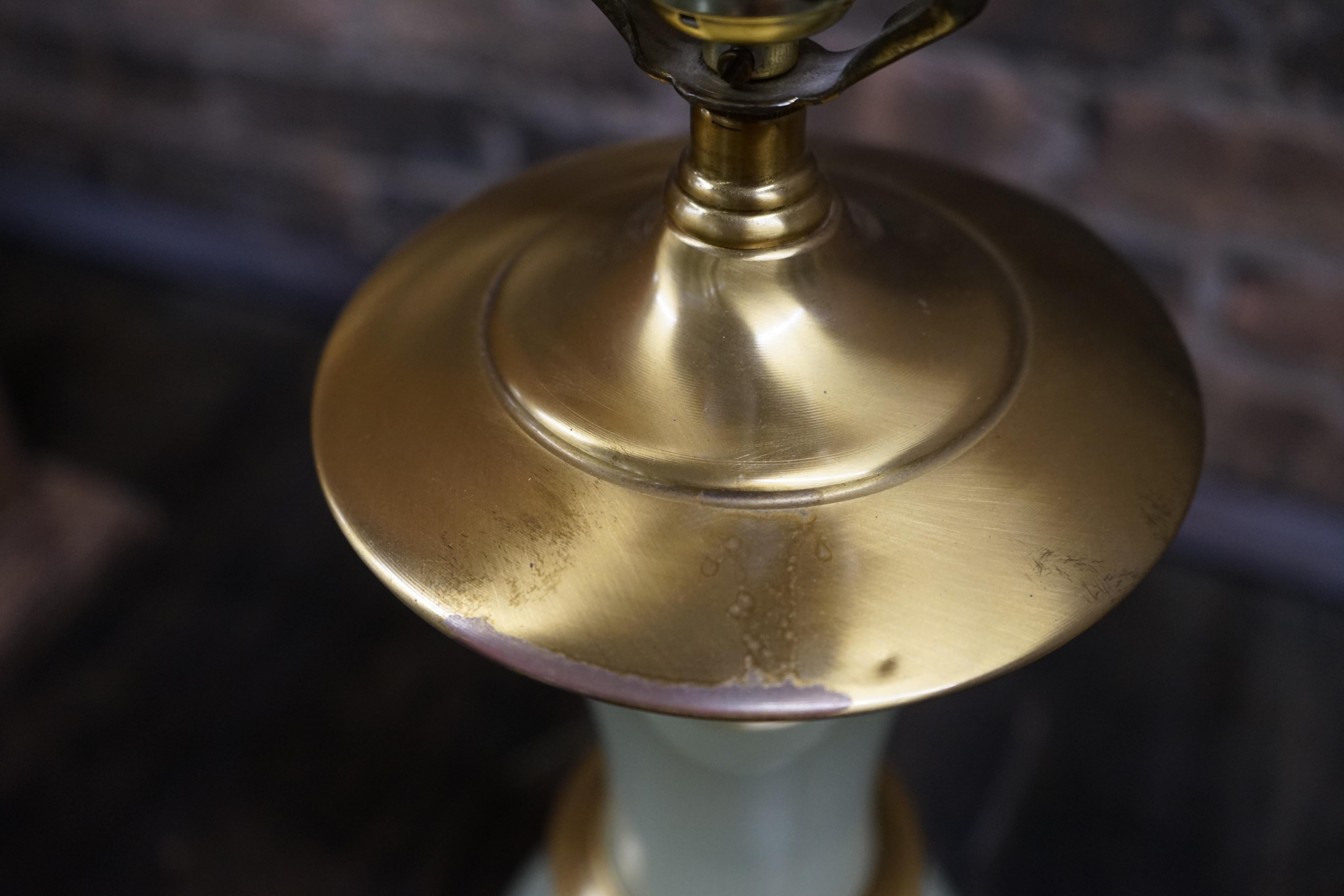 Pair of Paul Hanson Hollywood Regency Style Bronze Mounted Vaseline Glass Lamps For Sale 1