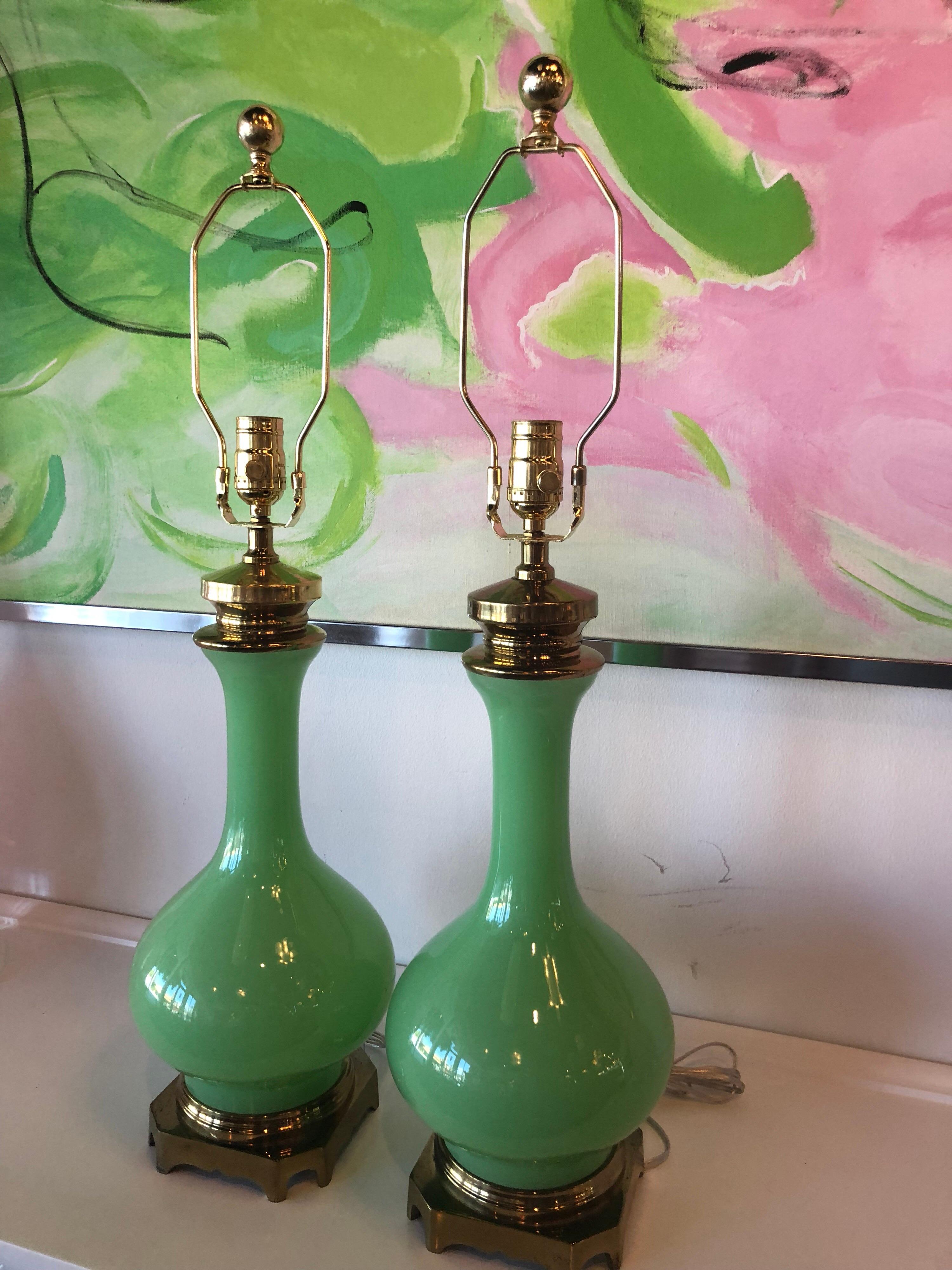Pair of Paul Hanson Jadeite Green Glass Table Lamps Brass In Good Condition In West Palm Beach, FL