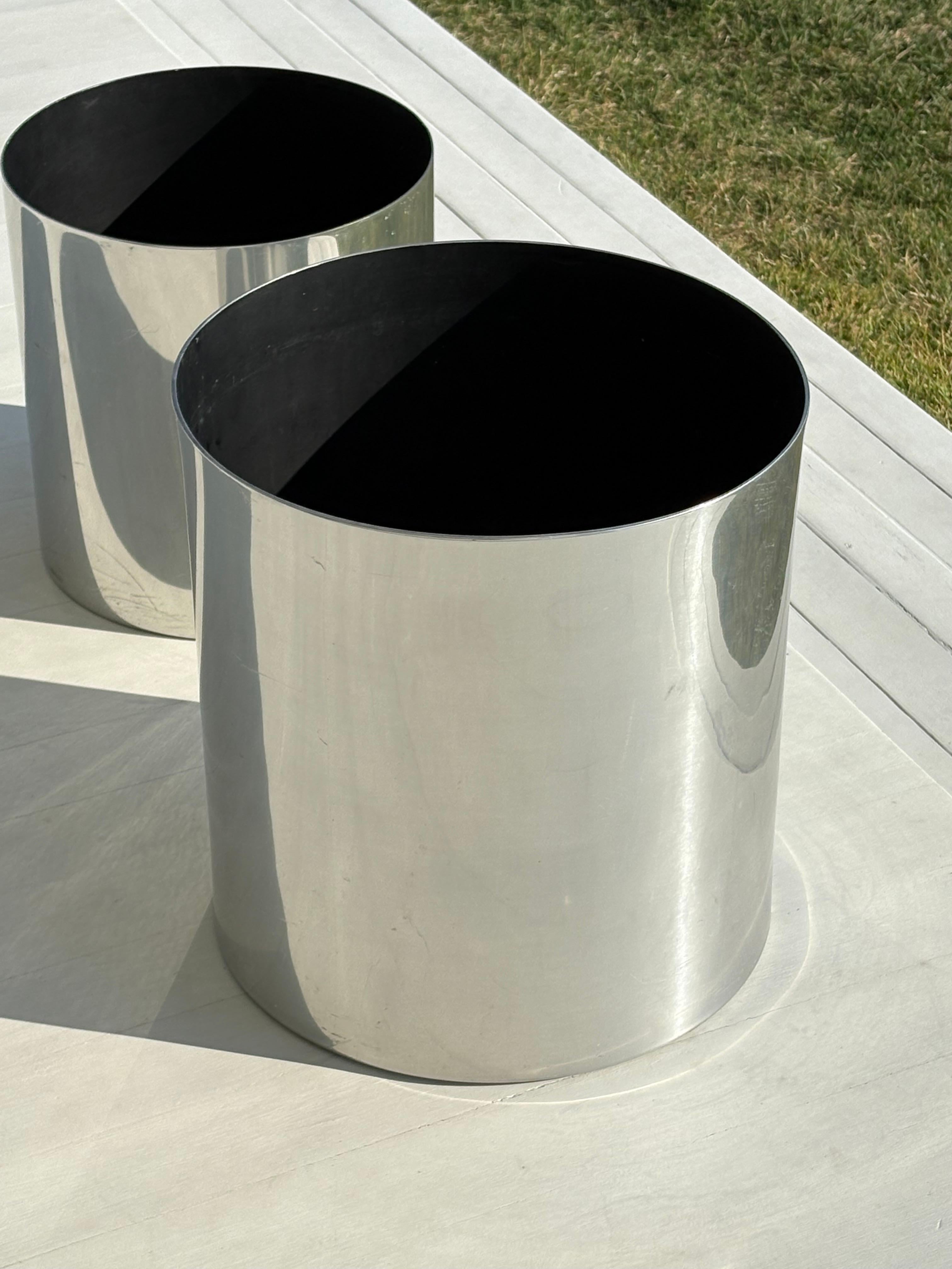 Paar Paul Mayen Aluminium 1970s Pflanzgefäße für Habitat (20. Jahrhundert) im Angebot