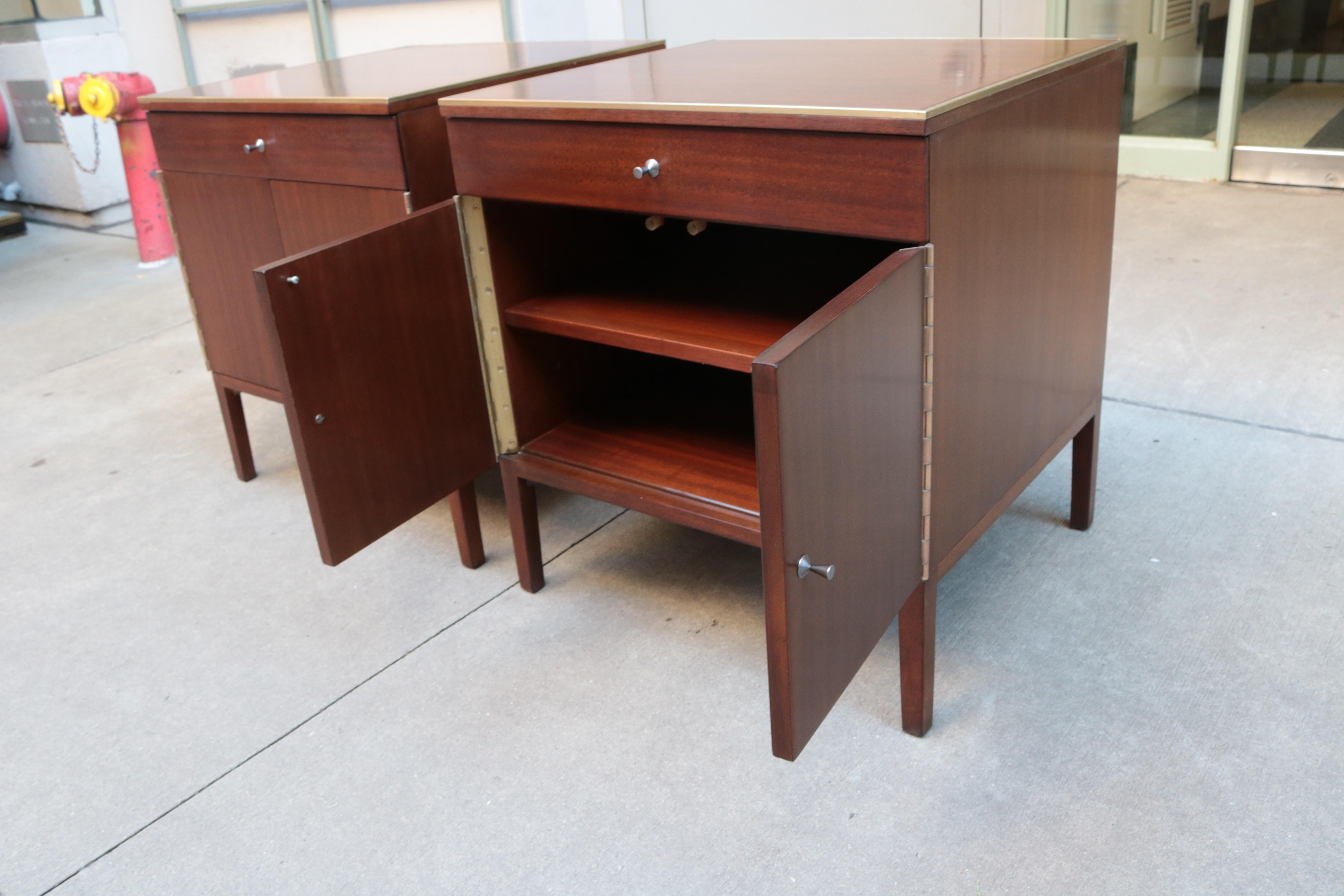 Pair of Paul McCobb Designed Modernist Side Cabinets For Sale 3