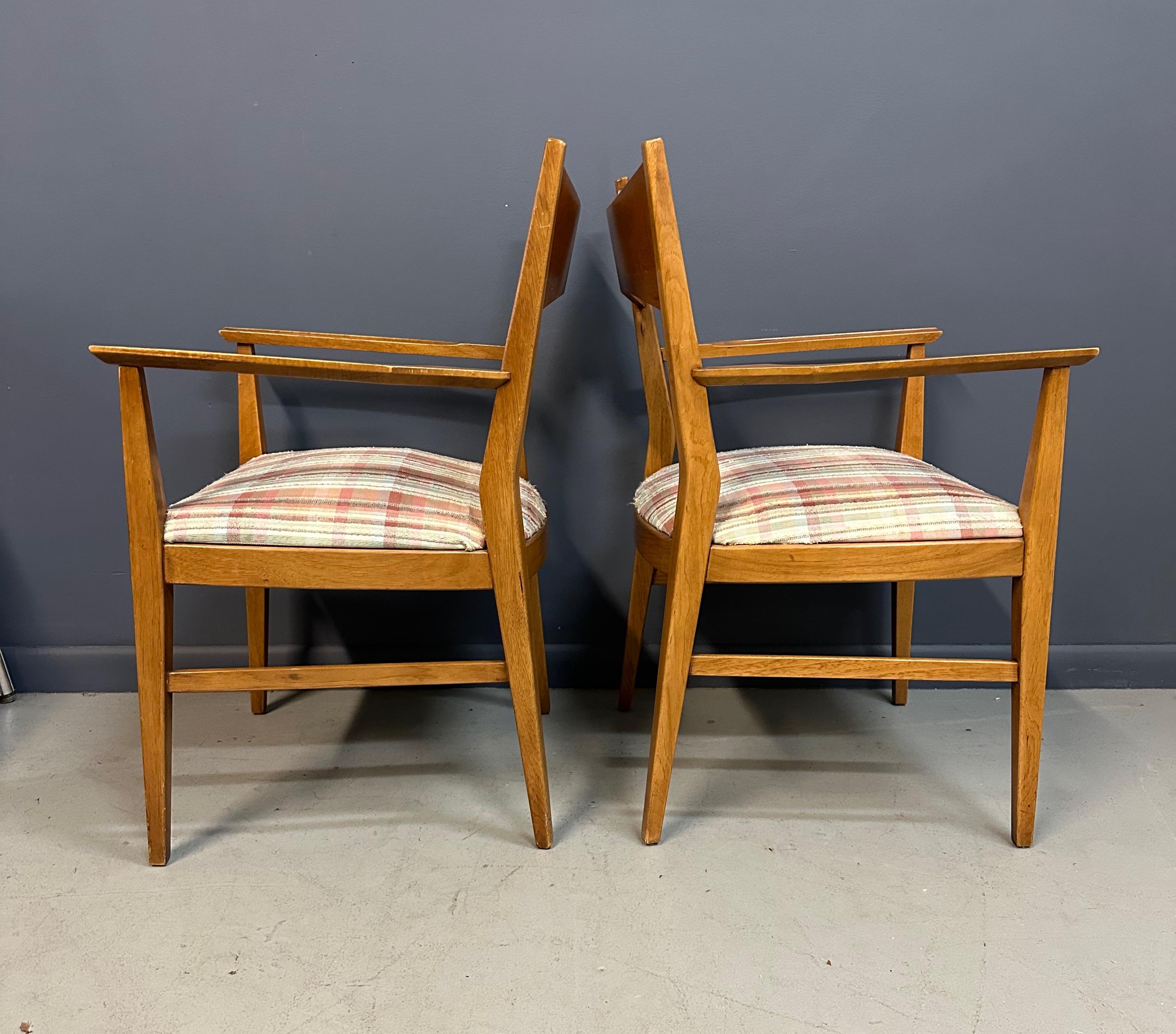20th Century Pair of Paul Mccobb Dining Room Armchairs for Calvin Mid Century For Sale