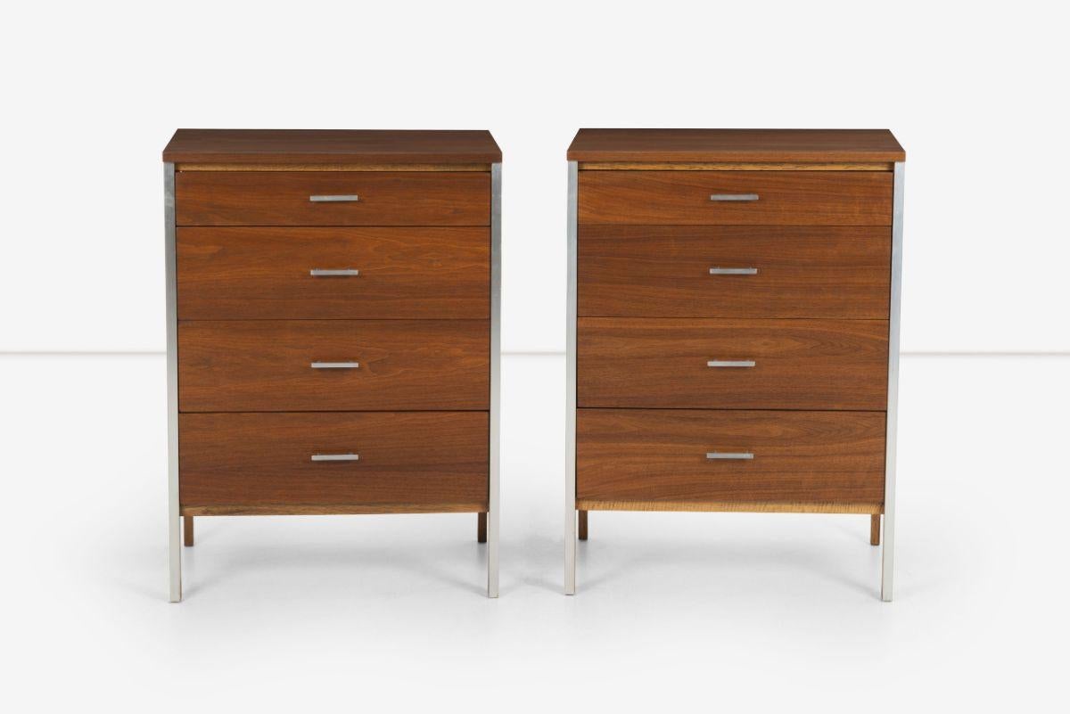 Mid-Century Modern Pair of Paul McCobb for Calvin Four Drawer Dressers For Sale
