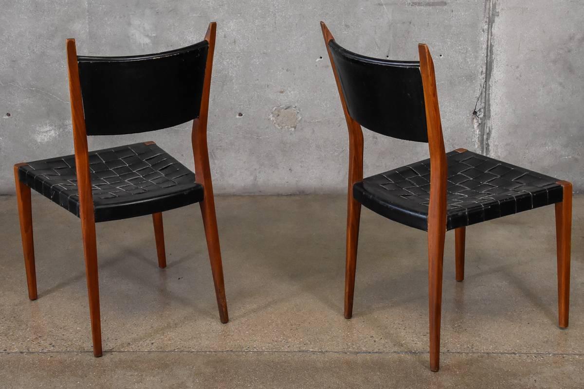 20th Century Pair of Paul McCobb for Directional Side Chairs For Sale