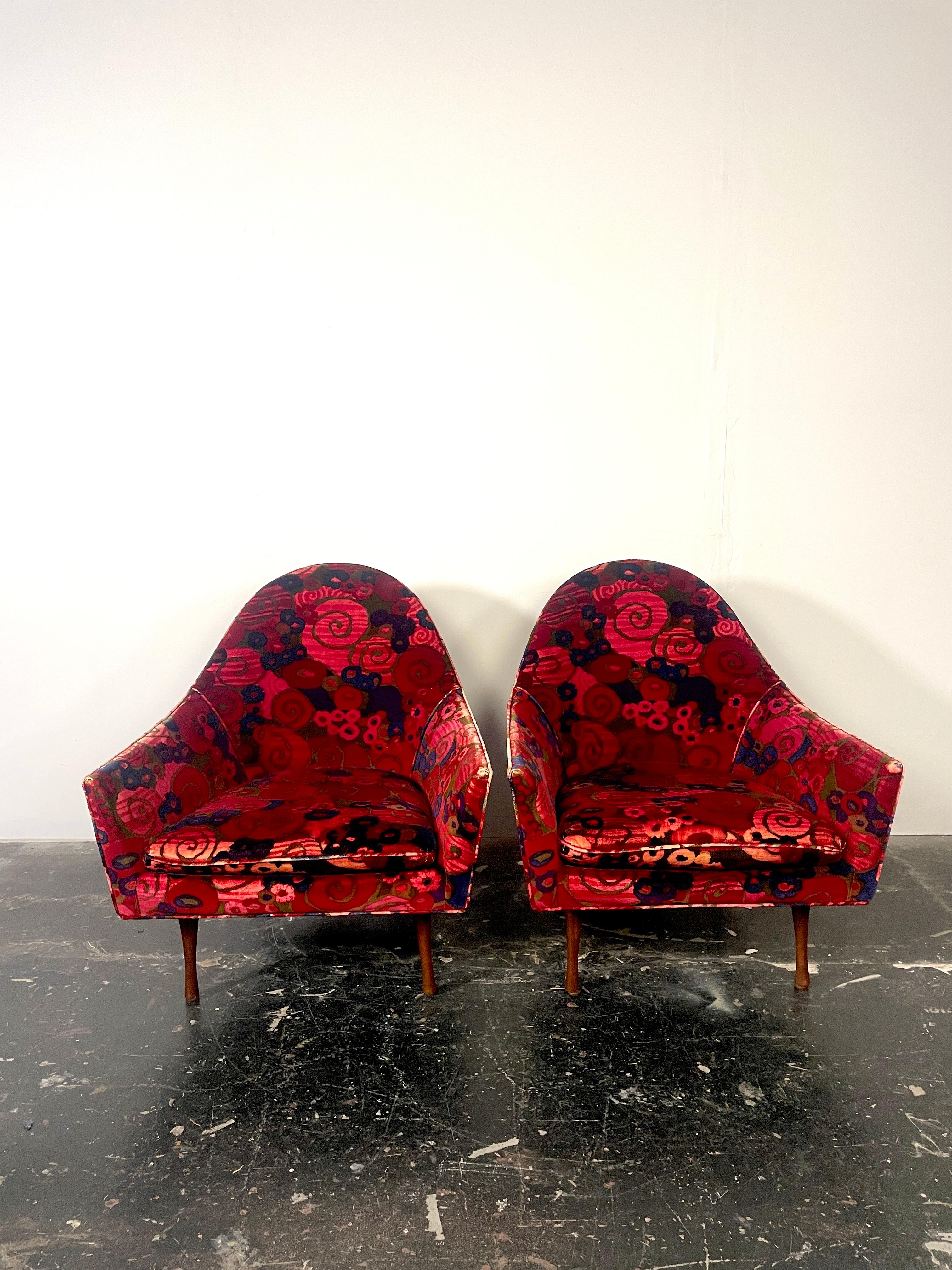 Pair of Paul McCobb Lounge Chairs for Directional in Jack Lenore fabric For Sale 1
