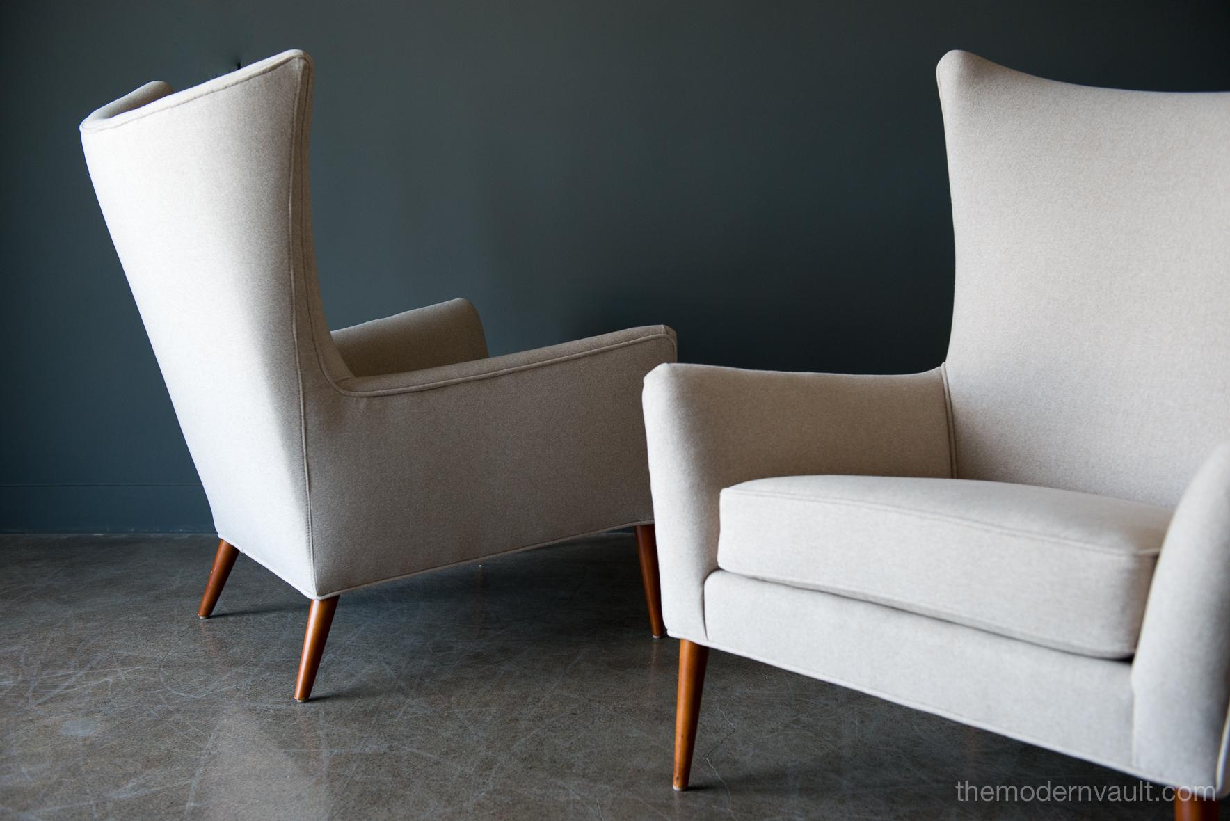 Felt Pair of Paul McCobb Model 3015 Wingback Lounge Chairs, circa 1955