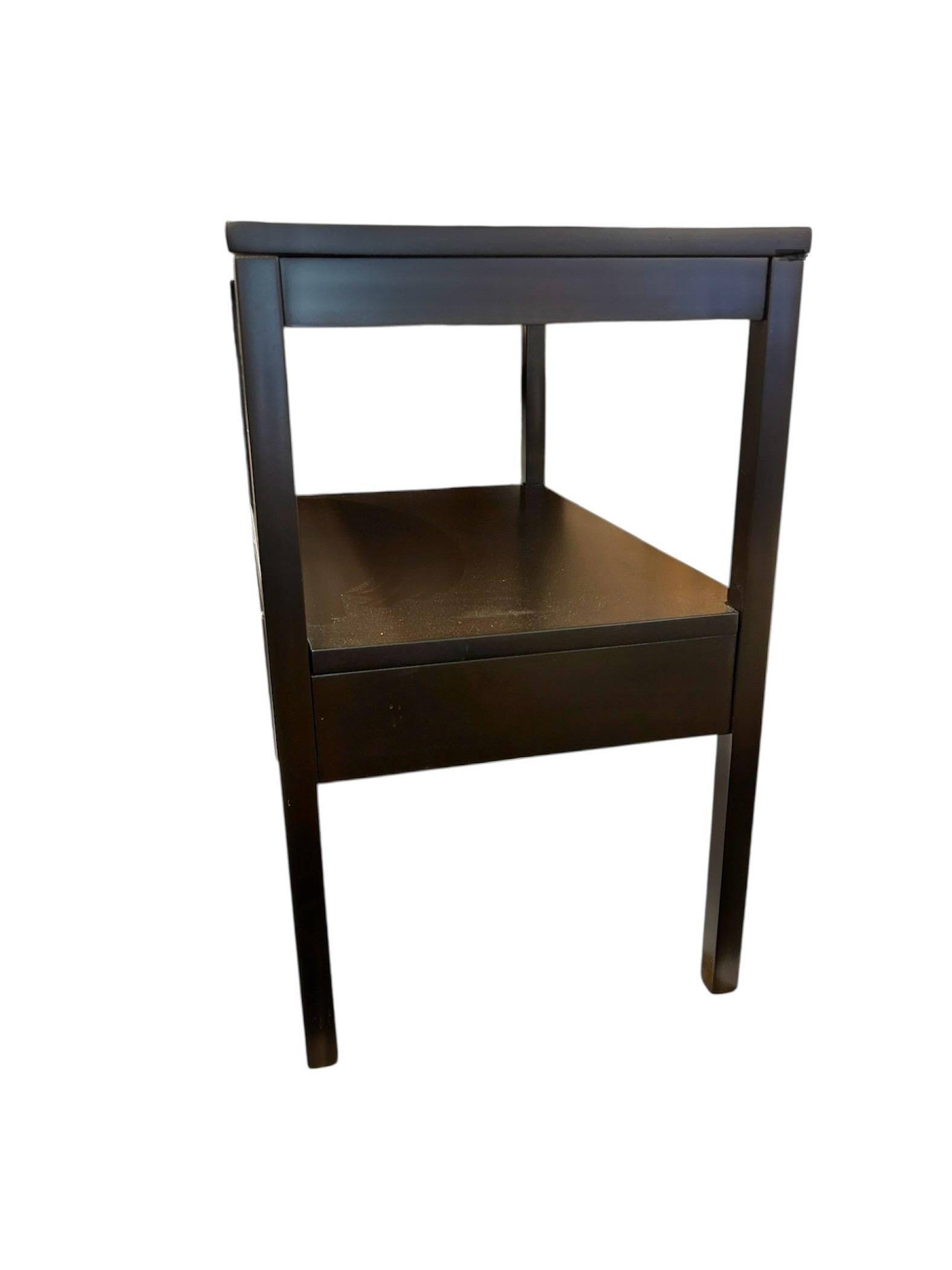 Mid-20th Century Pair of Paul McCobb Perimeter Group End Tables by Winchendon For Sale
