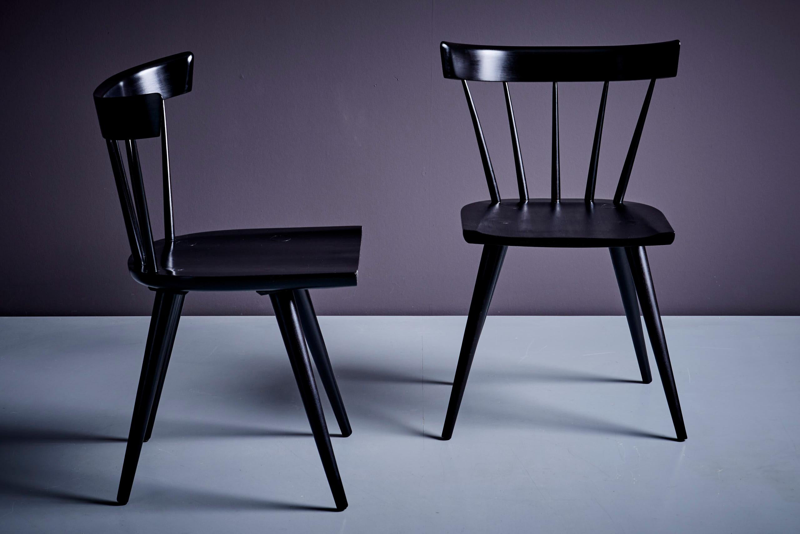 Paire de chaises à dossier en fuseau en érable teinté noir de Paul McCobb Planner Group   en vente 3