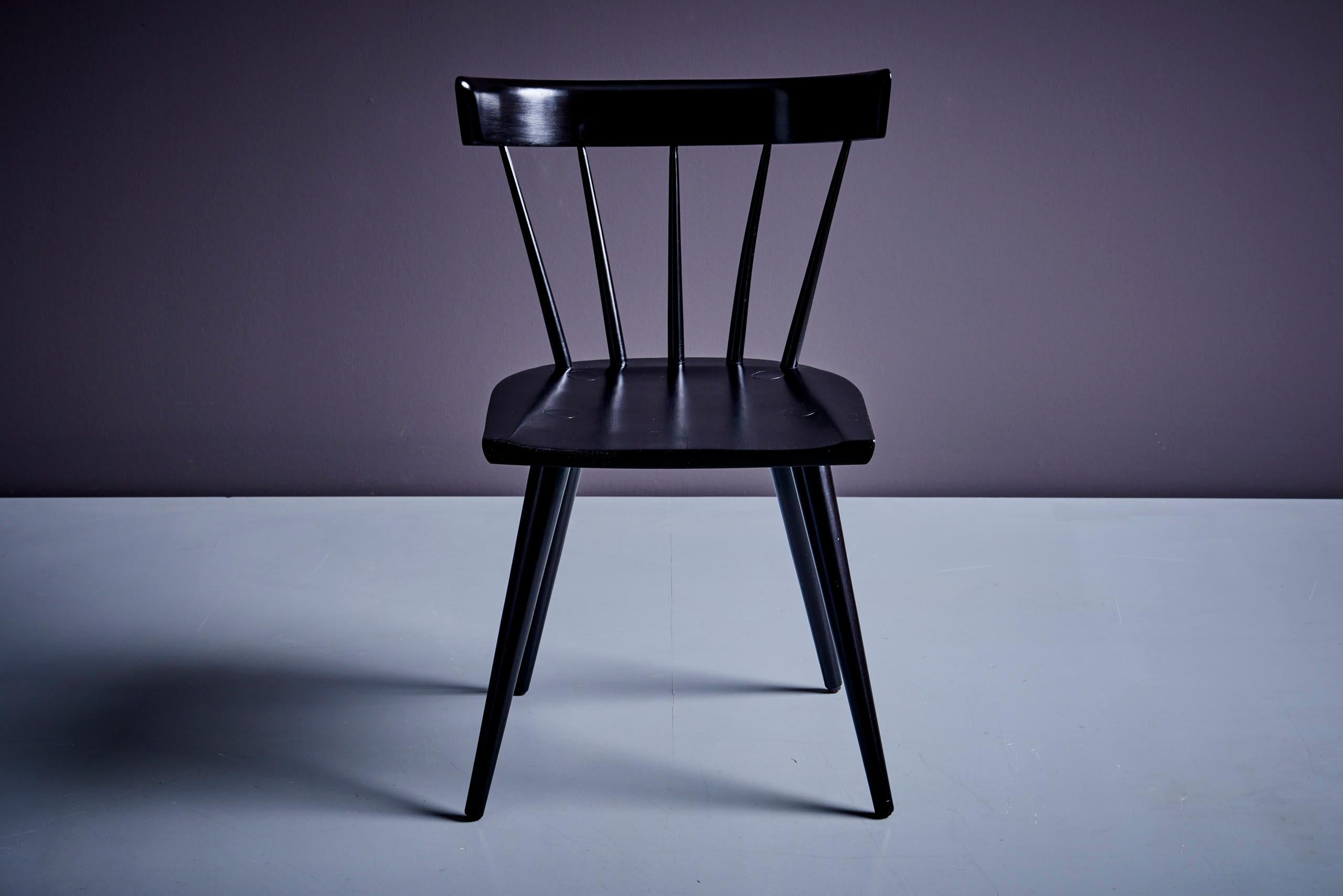 Paire de chaises à dossier en fuseau en érable teinté noir de Paul McCobb Planner Group   en vente 5