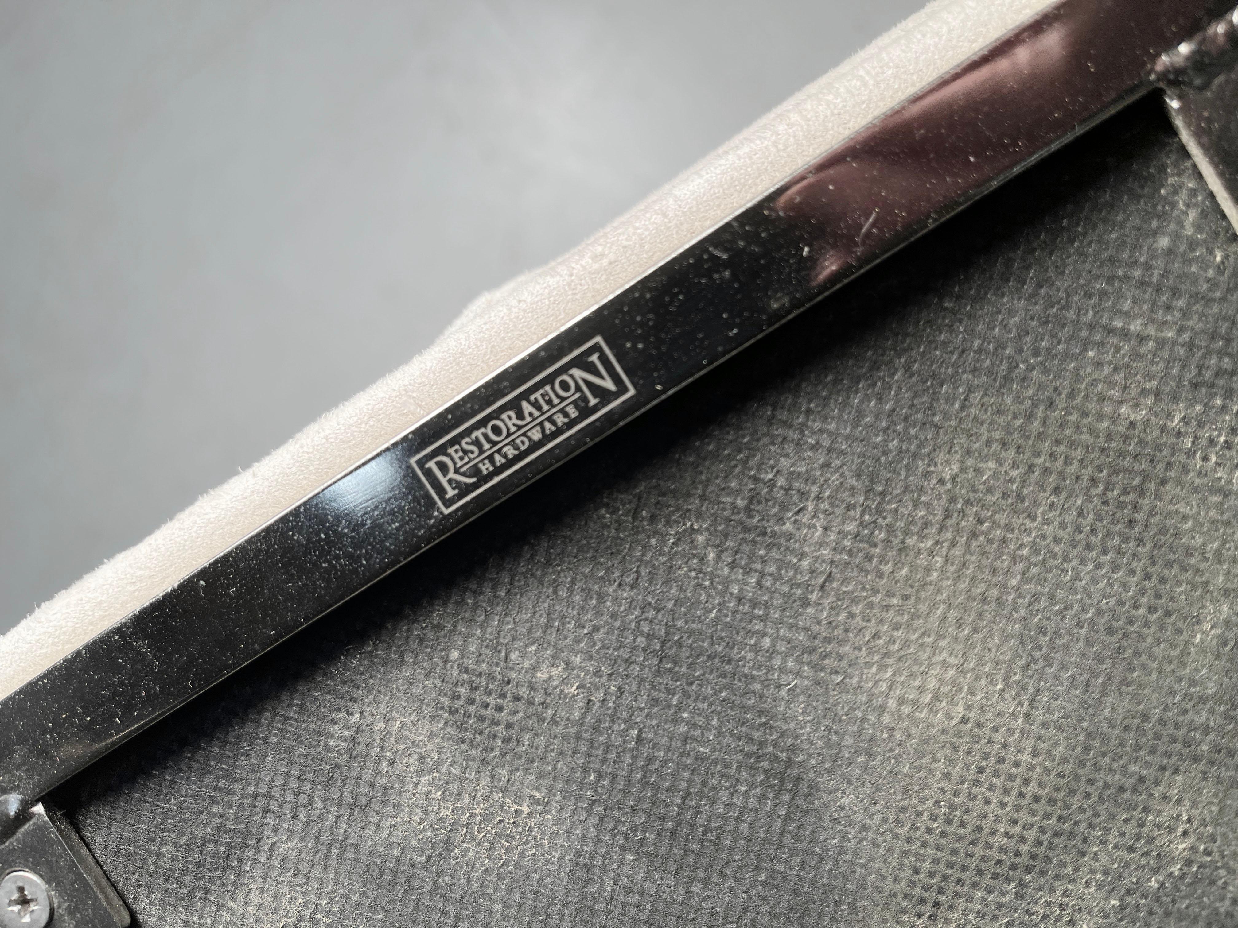 Metallo Coppia di sgabelli Paul McCobb di RH