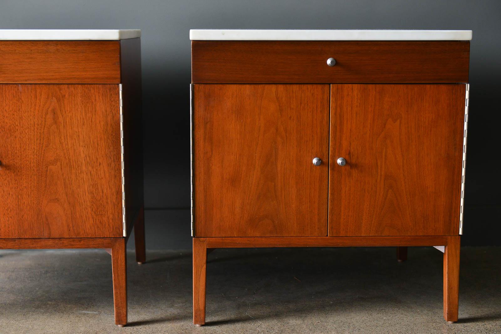 Mid-Century Modern Pair of Paul McCobb Walnut and Marble Nightstands or End Tables, circa 1960