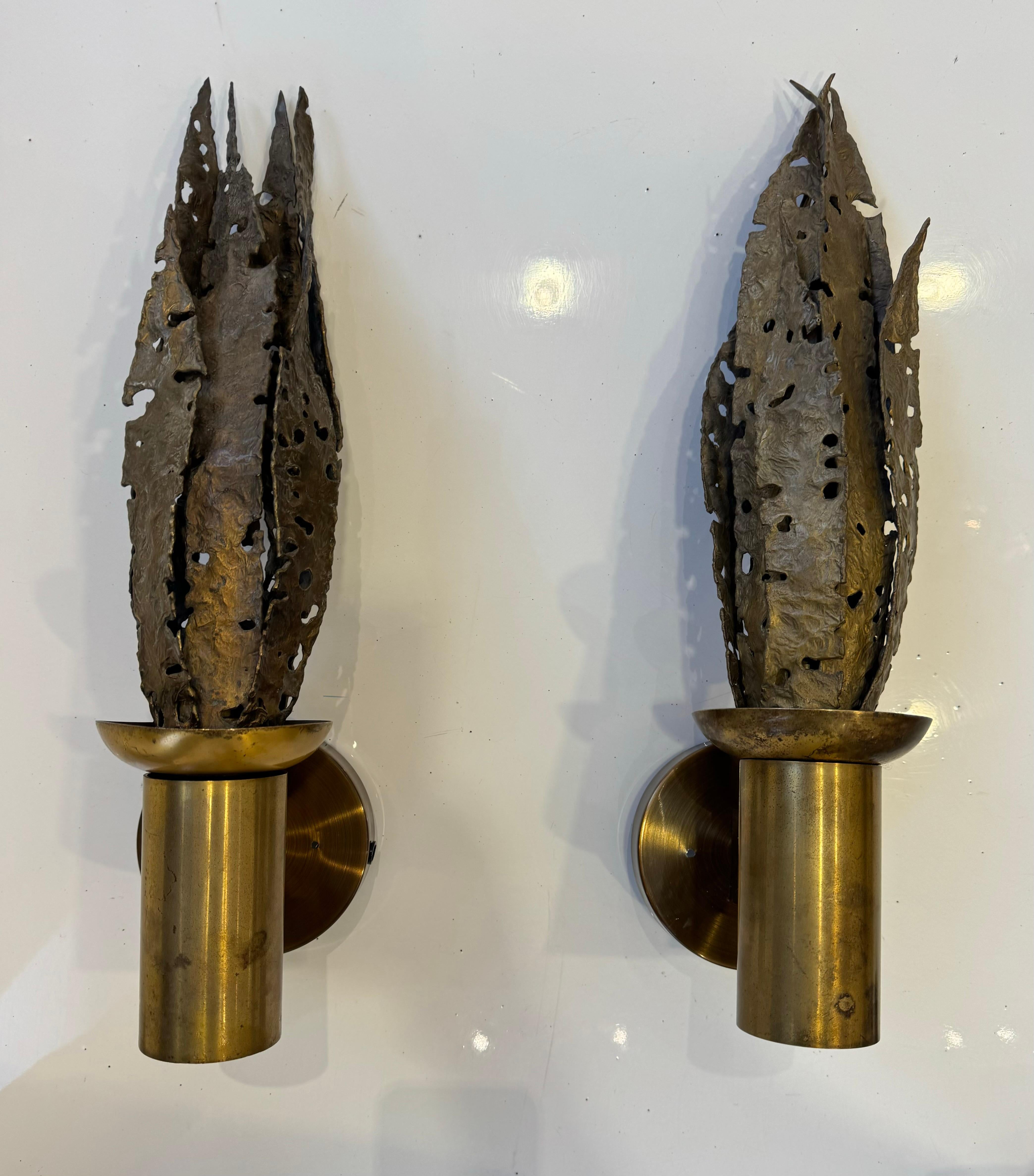 Paar Paul Moerenhout Belgische Brutal Bronze 1970er Wandlampen im Angebot 3
