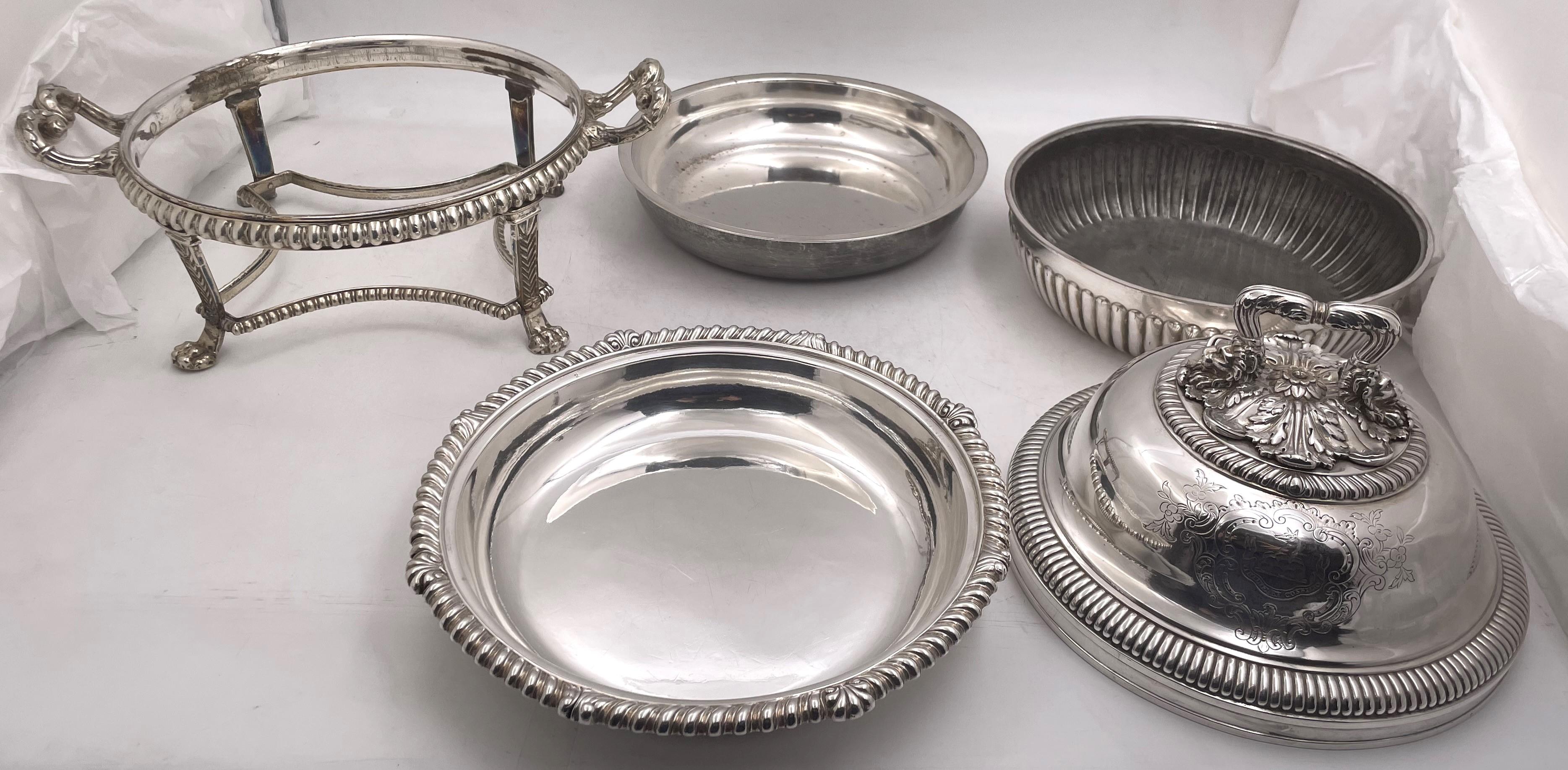Pareja de Soperas Georgianas de Plata de Ley de Paul Storr de 1809 / Verduras cubiertas en venta 3