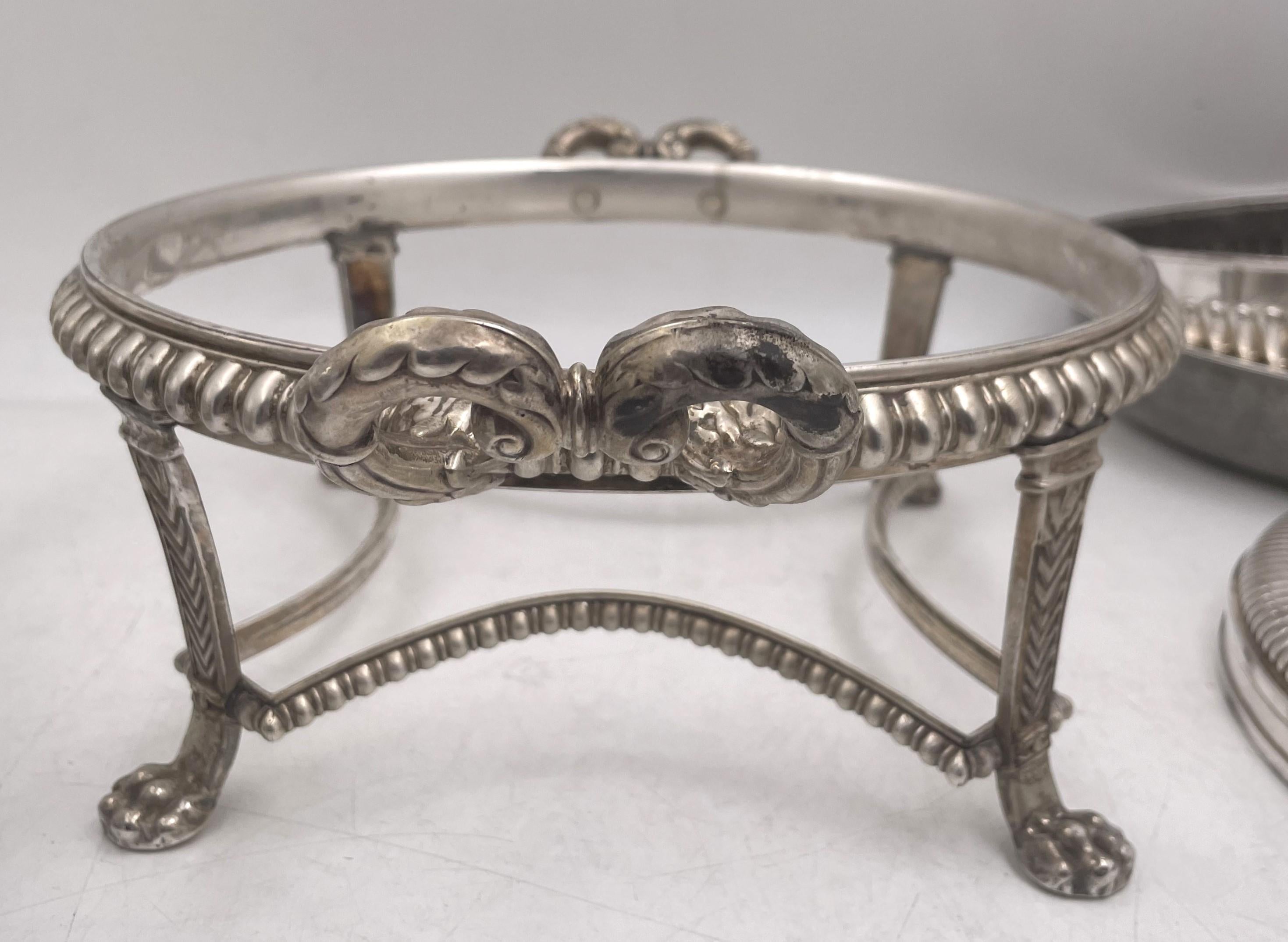 Pareja de Soperas Georgianas de Plata de Ley de Paul Storr de 1809 / Verduras cubiertas Georgiano en venta