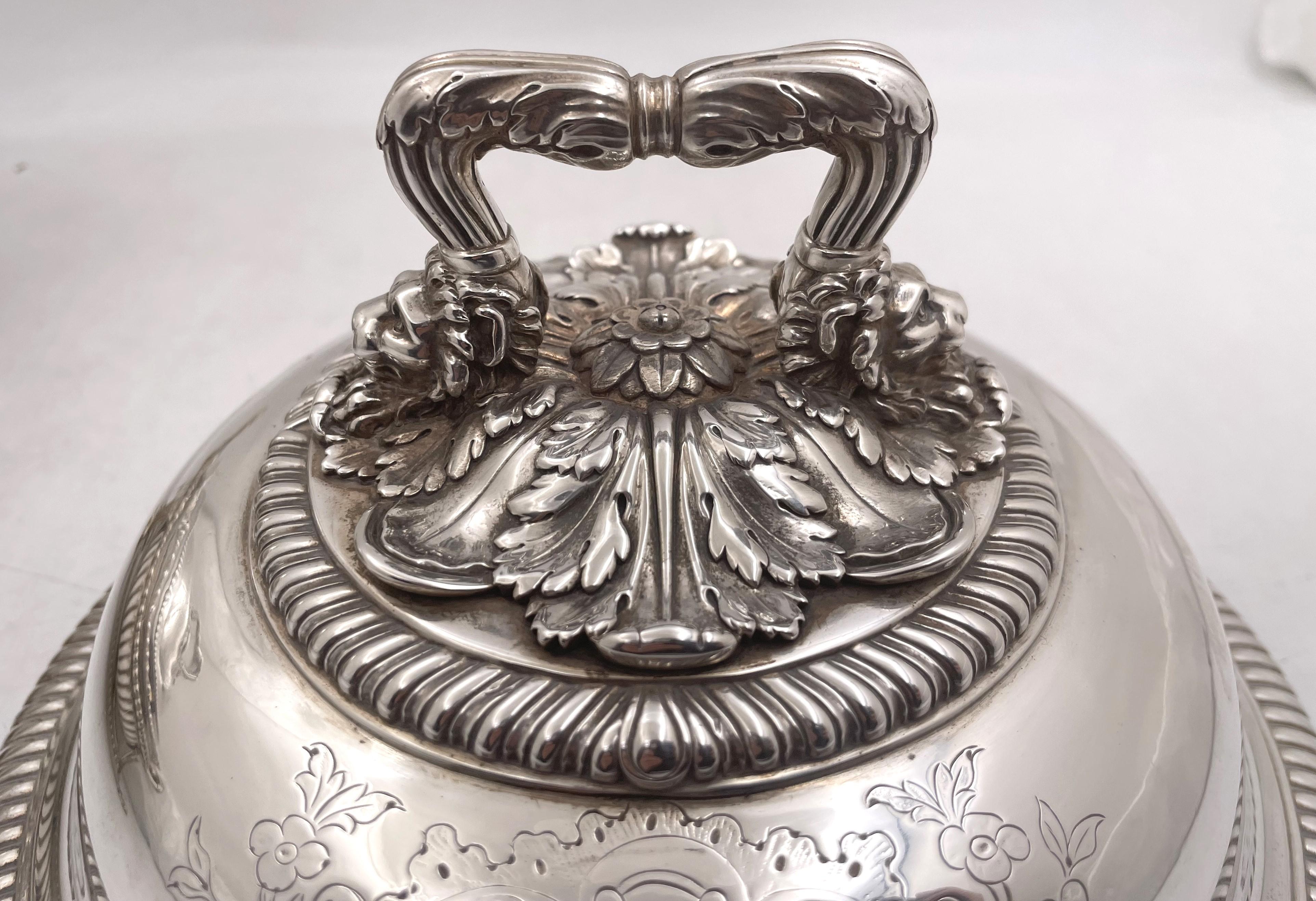 Pareja de Soperas Georgianas de Plata de Ley de Paul Storr de 1809 / Verduras cubiertas en venta 1