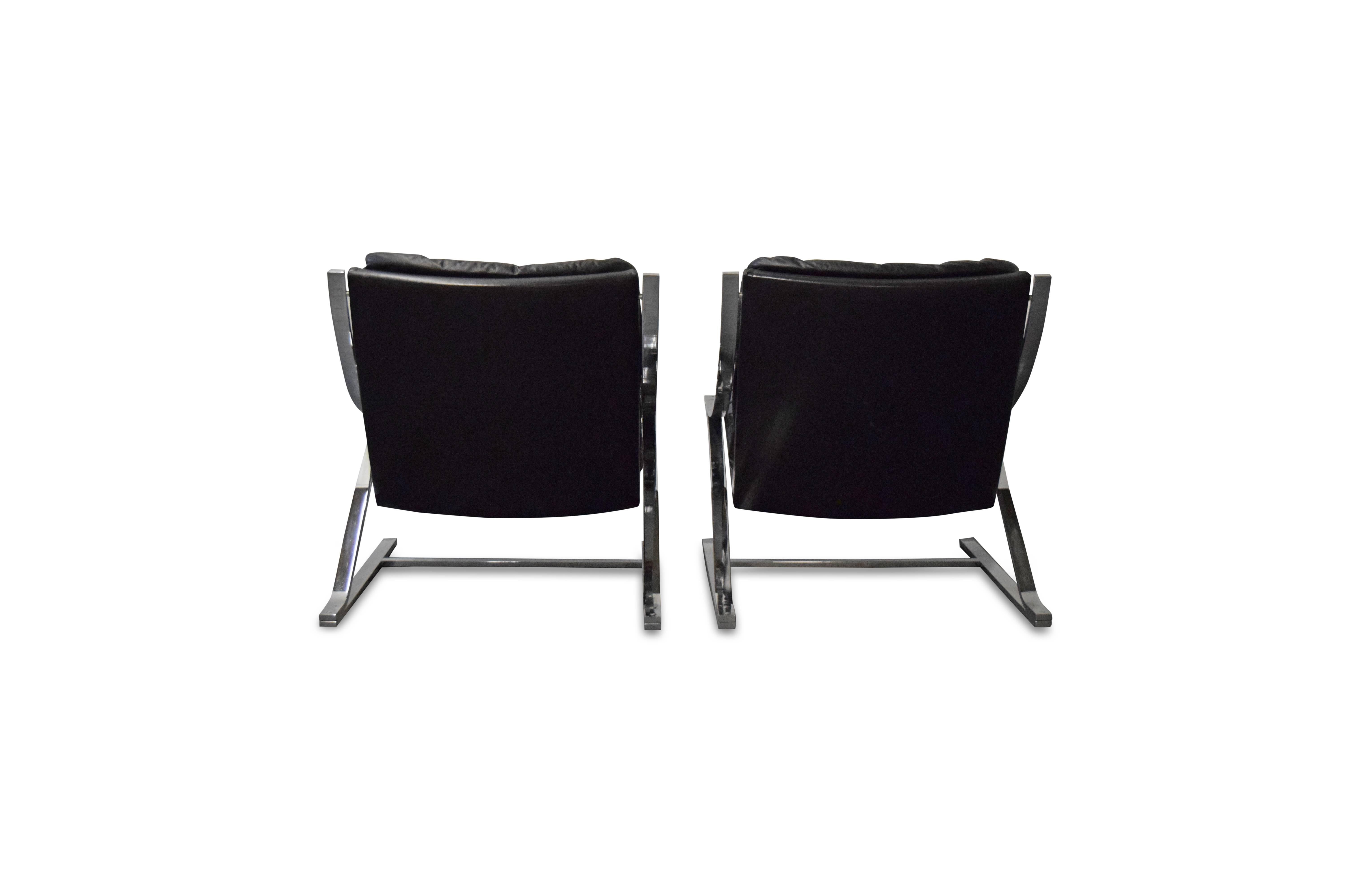 20th Century Signed Pair of Paul Tuttle 'Zeta' Lounge Chairs for Strassle For Sale