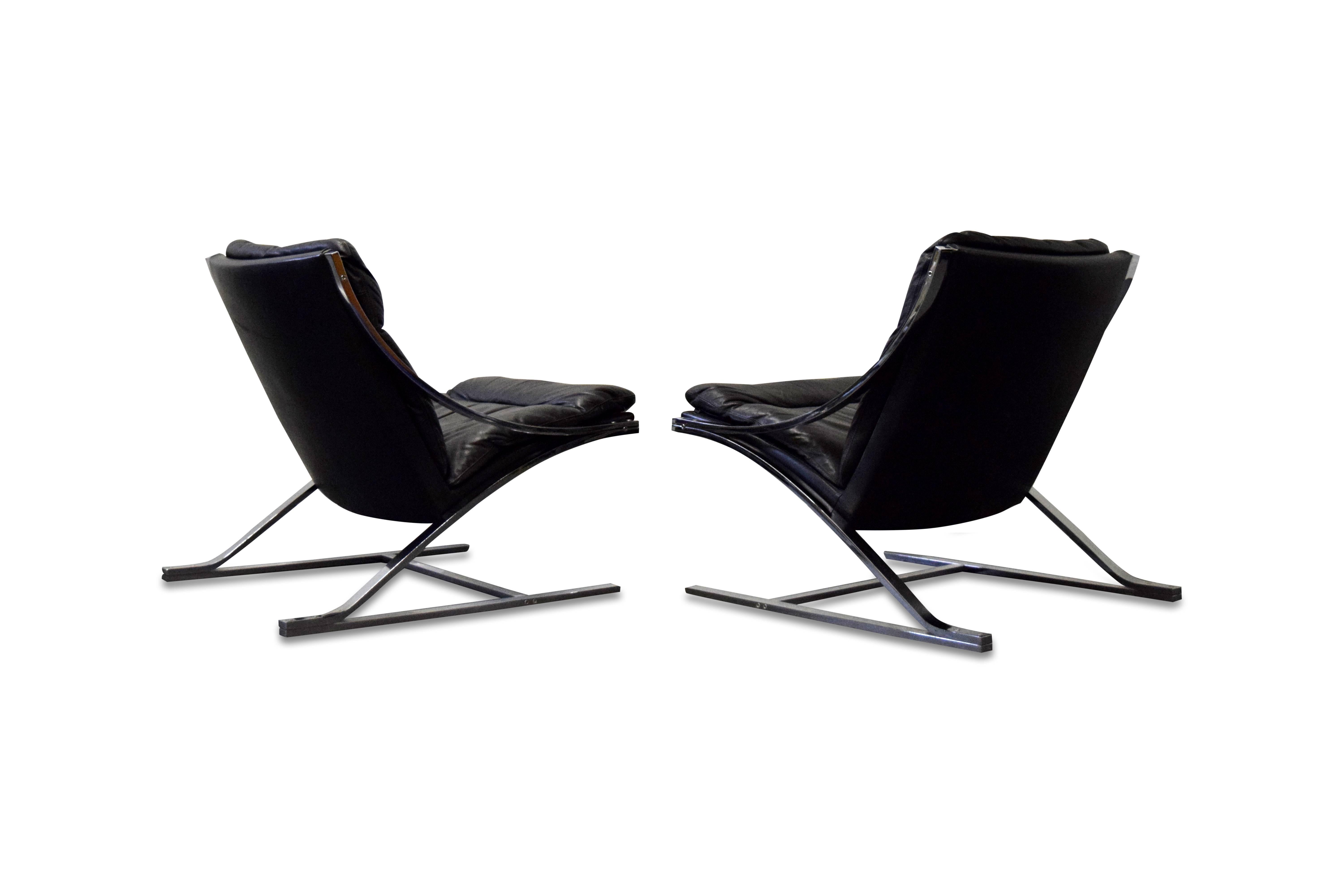 Metal Signed Pair of Paul Tuttle 'Zeta' Lounge Chairs for Strassle For Sale