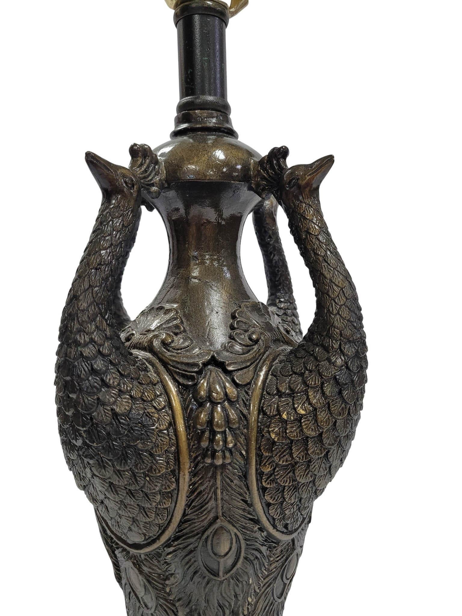 Pair of Peacock Motif Table Lamps en venta 6