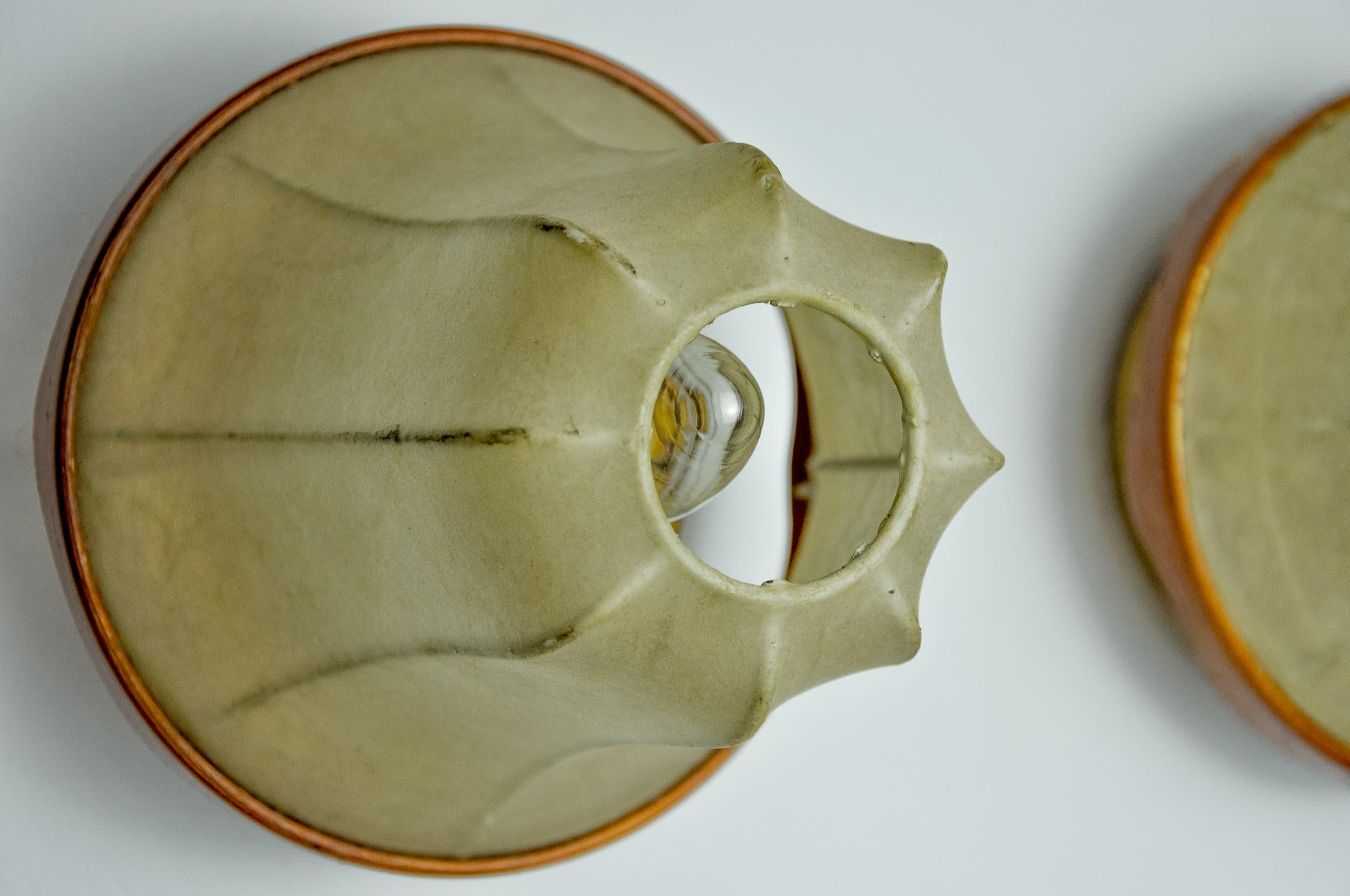 Pair of pear-shaped 