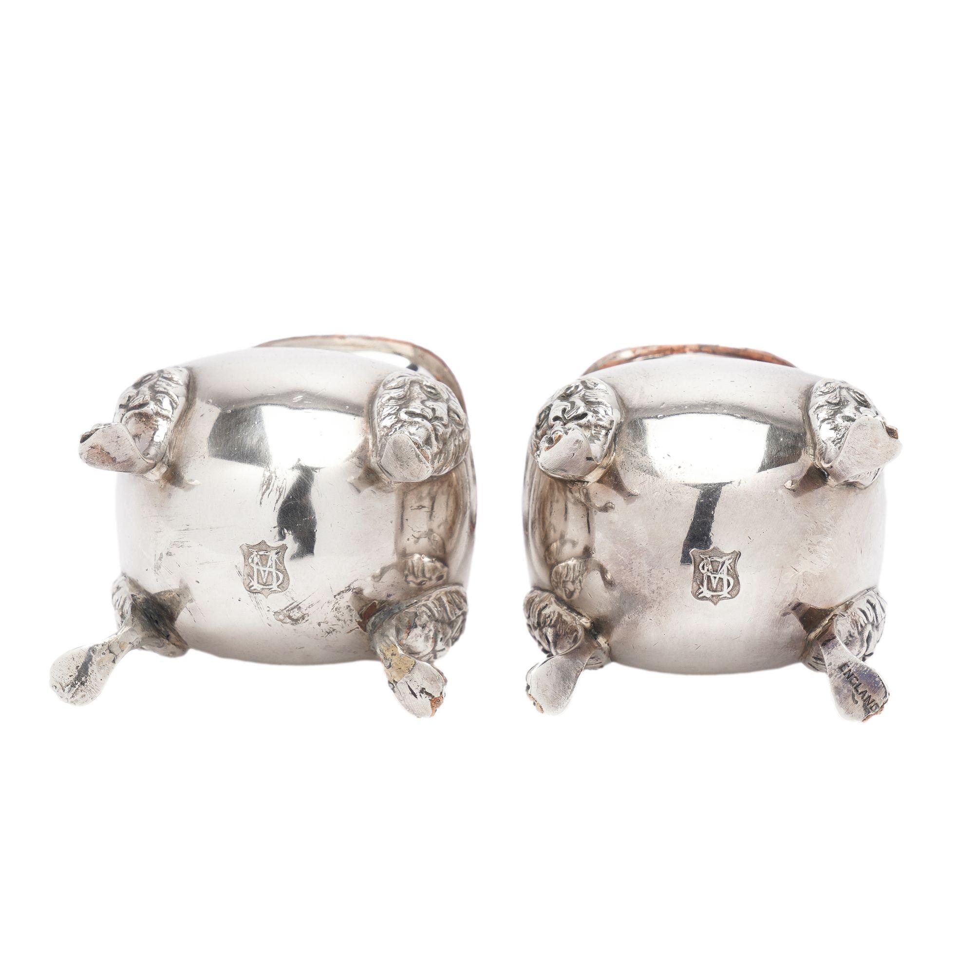Pair of pear shaped salt & pepper shakers by The Barker Brothers, c. 1912 For Sale 3