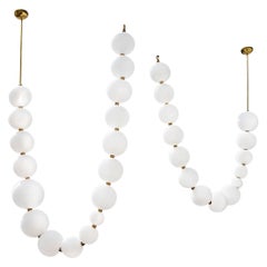 Paire de Lights à collier de perles, Ludovic Clément d'Armont