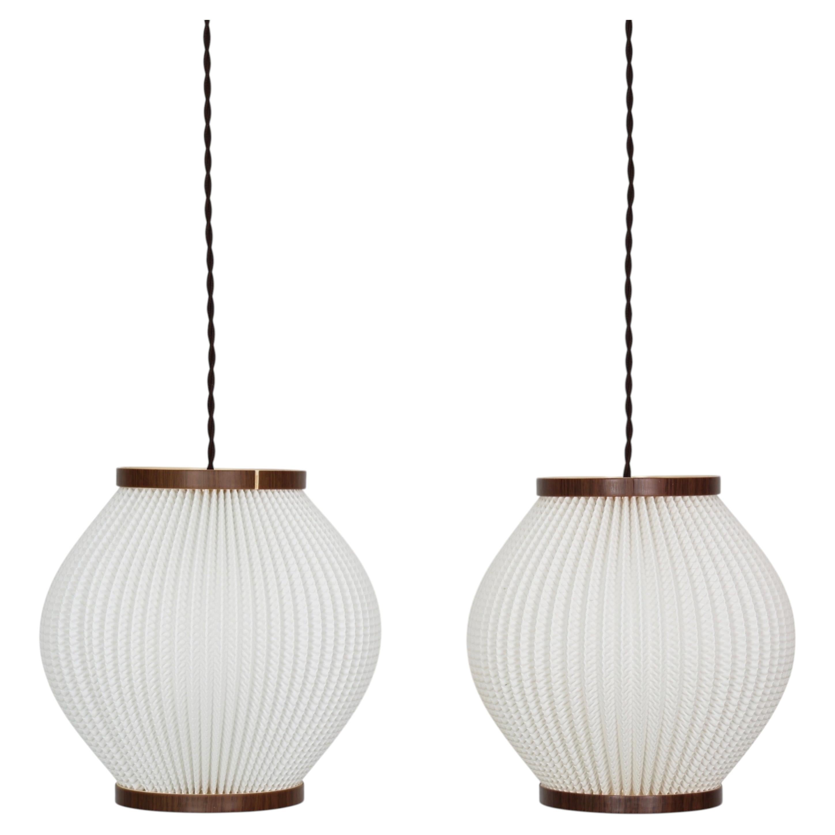 What is chandelier lighting?