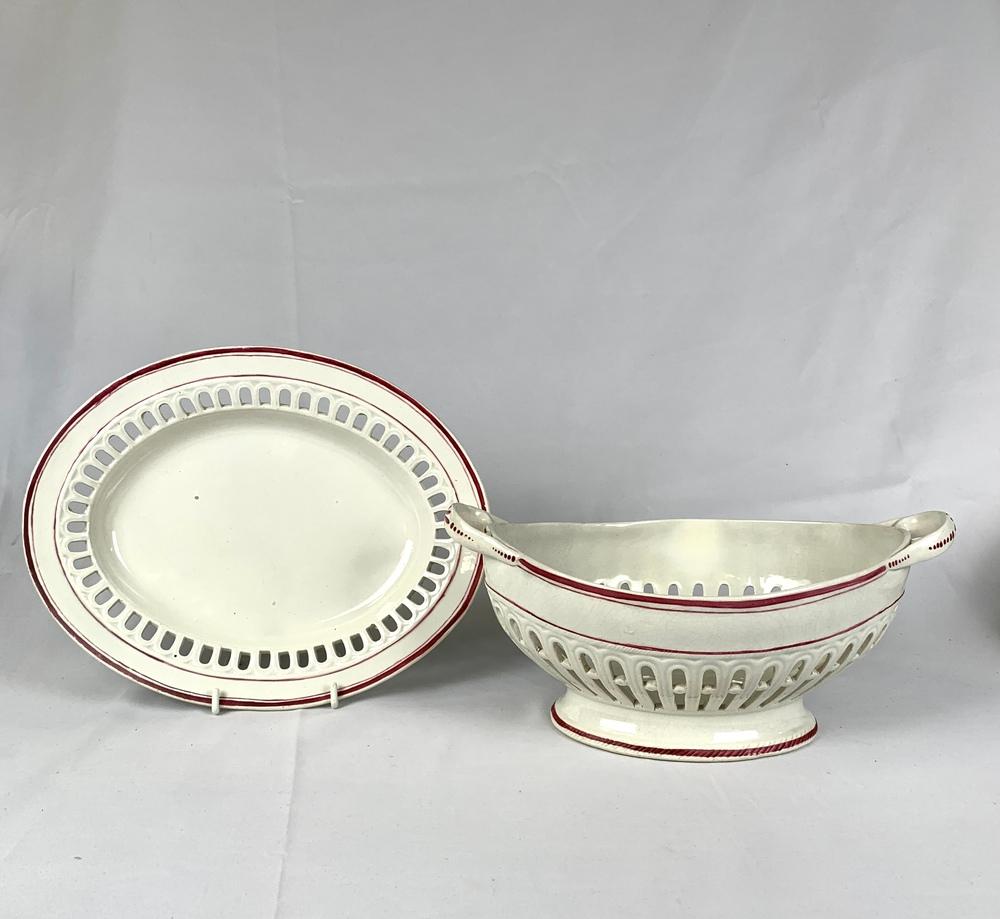 Ceramica Coppia di cesti in ceramica Pearlware Inghilterra, circa 1820 in vendita