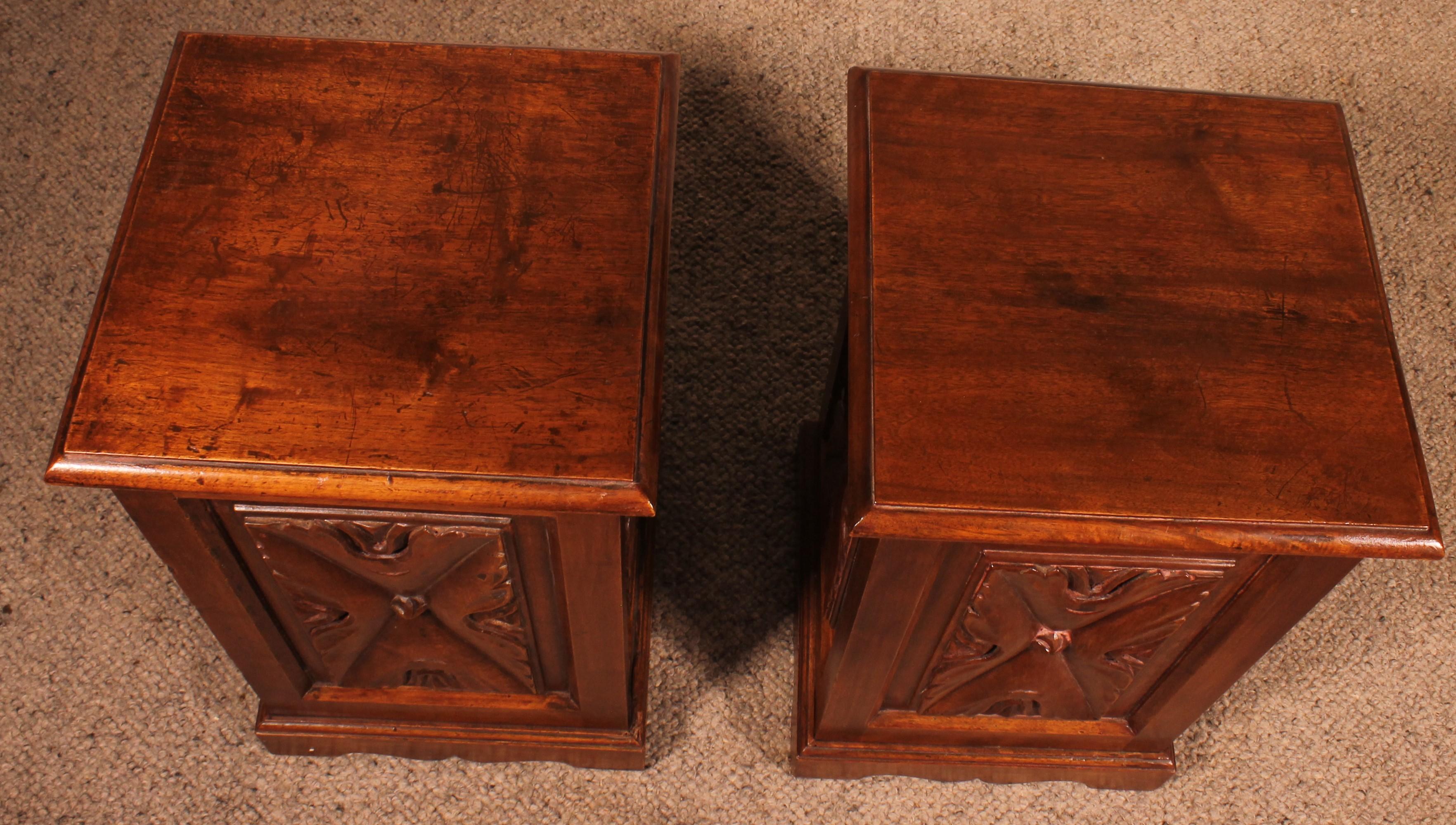 Pair of Pedestal / Bedside Tables in Walnut Spain 19th Century 3