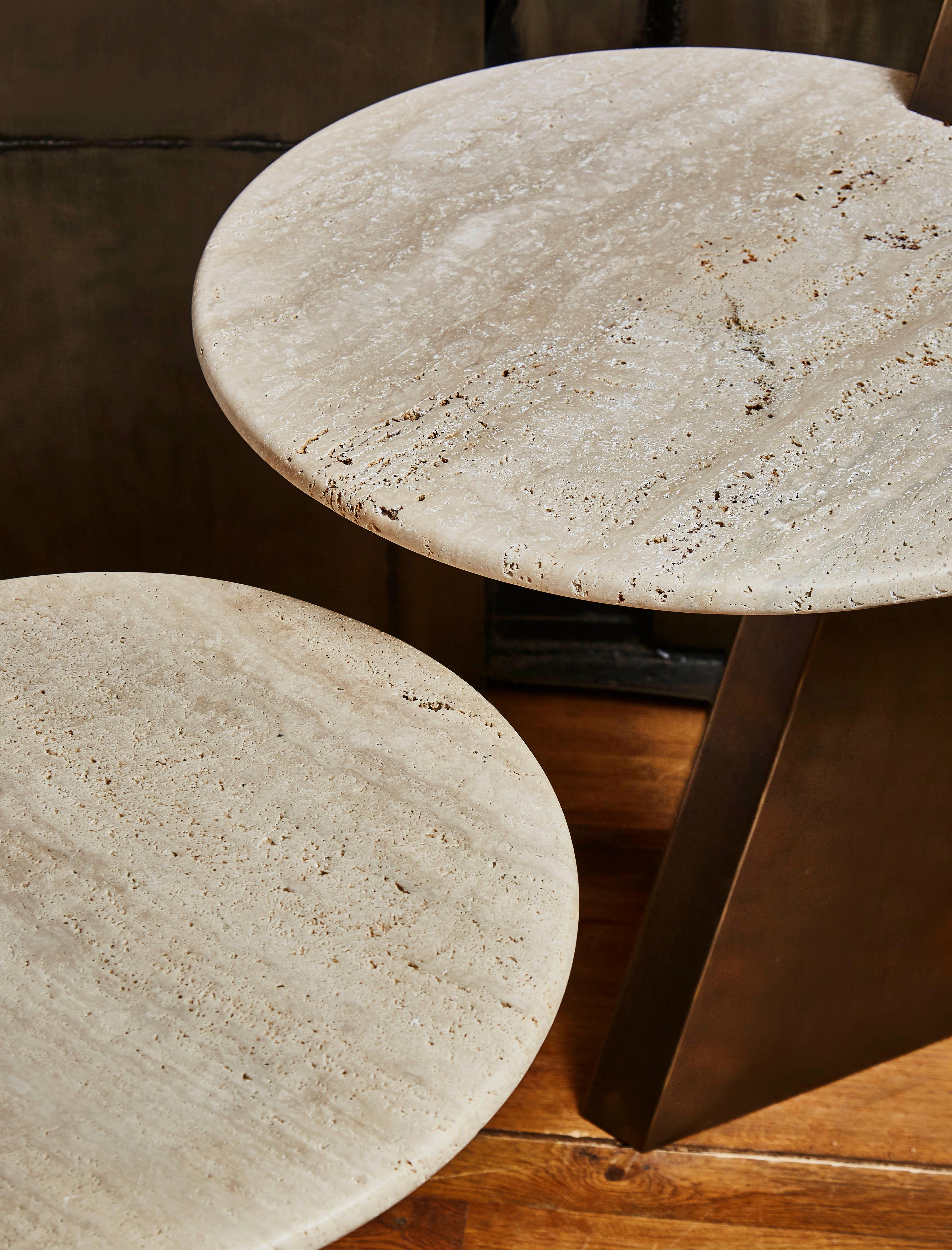 Pair of Pedestal Table in Travertine by Studio Glustin In New Condition In Saint-Ouen (PARIS), FR