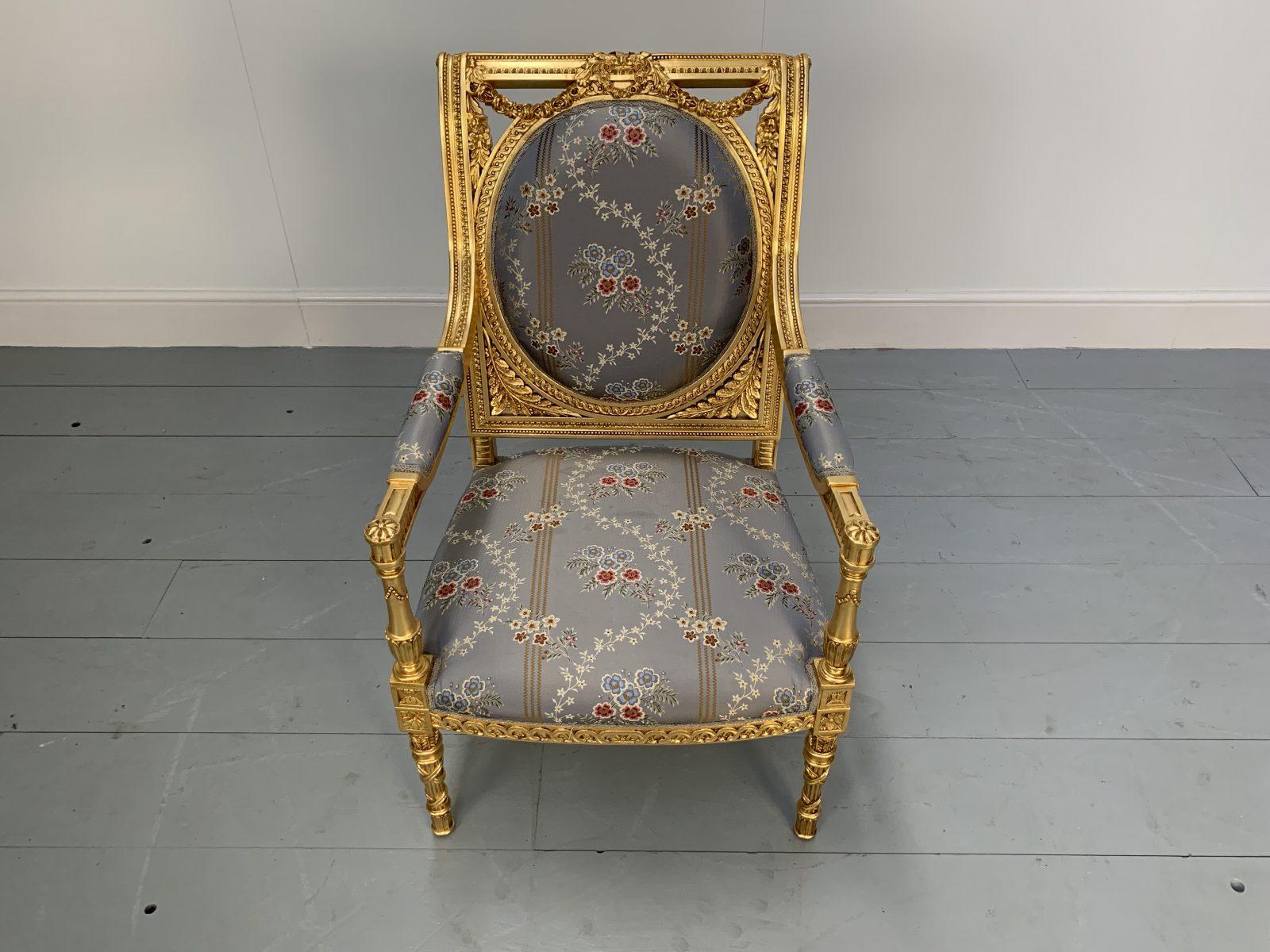 Pair of Peerless Asnaghi Fauteuil Baroque Rococo Armchairs in Floral Silk and Gi For Sale 1