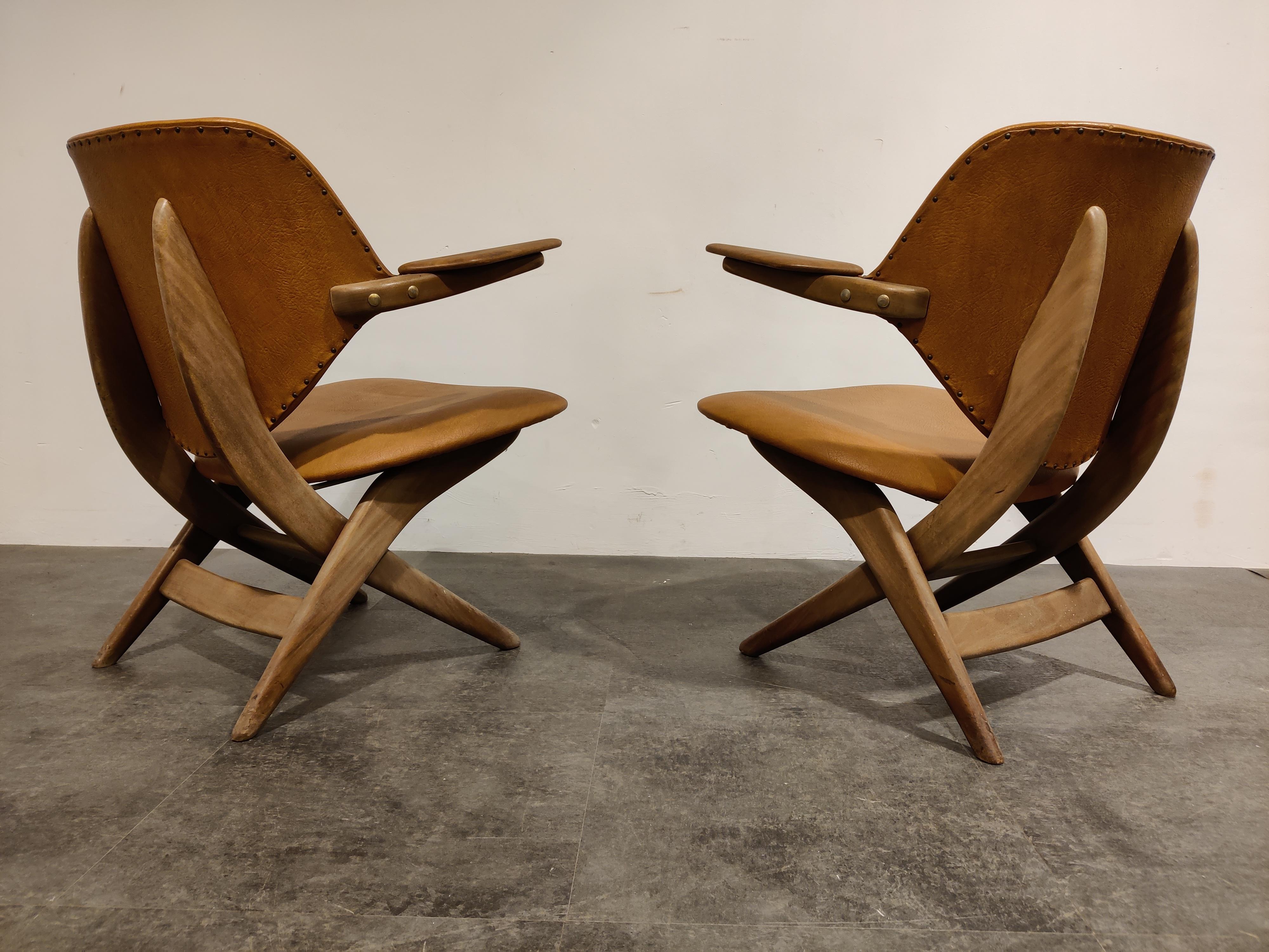 Pair of Pelican armchairs by Louis Van Teeffelen for Wébé, 1960s In Good Condition In HEVERLEE, BE