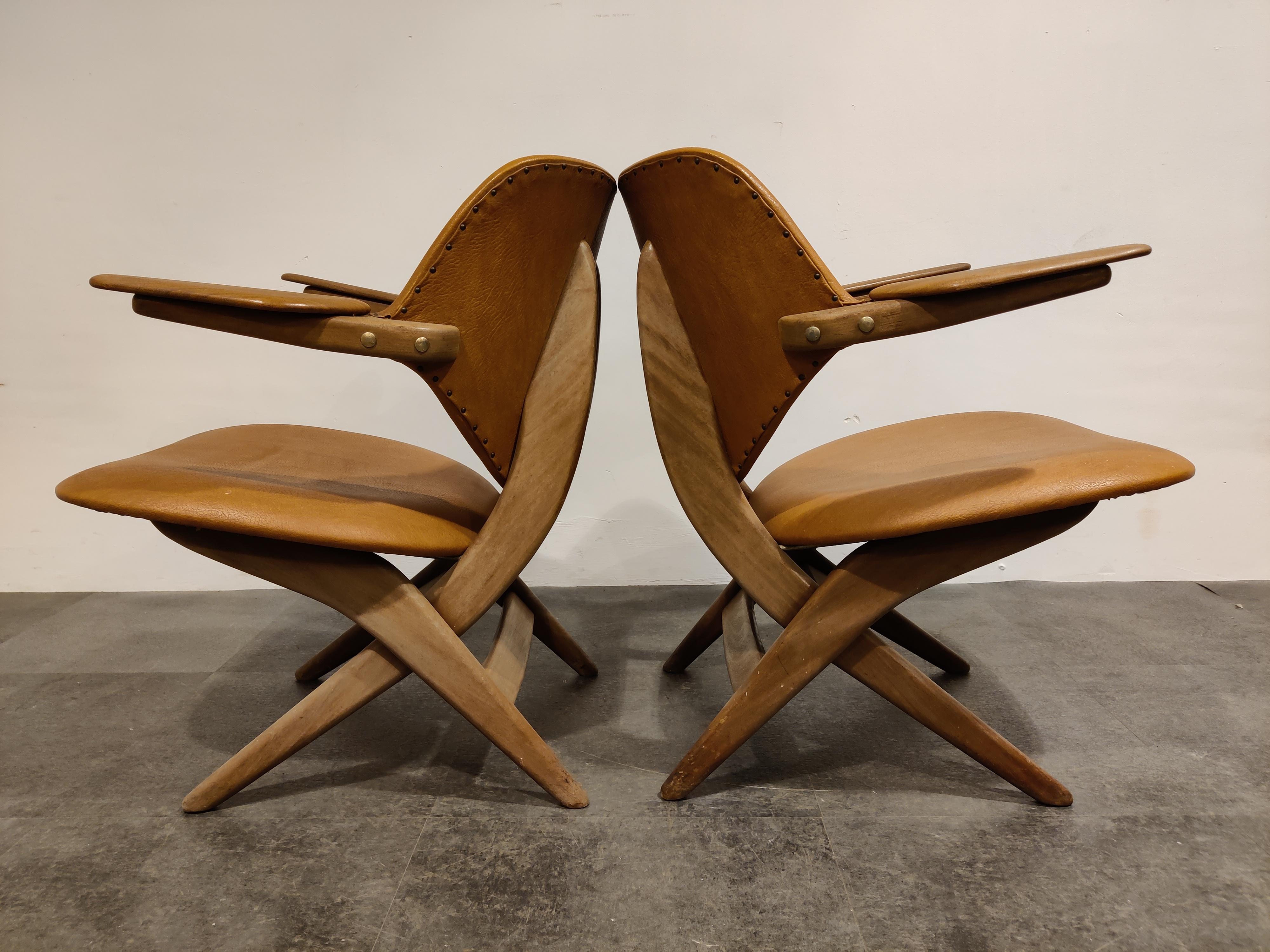 Mid-20th Century Pair of Pelican armchairs by Louis Van Teeffelen for Wébé, 1960s