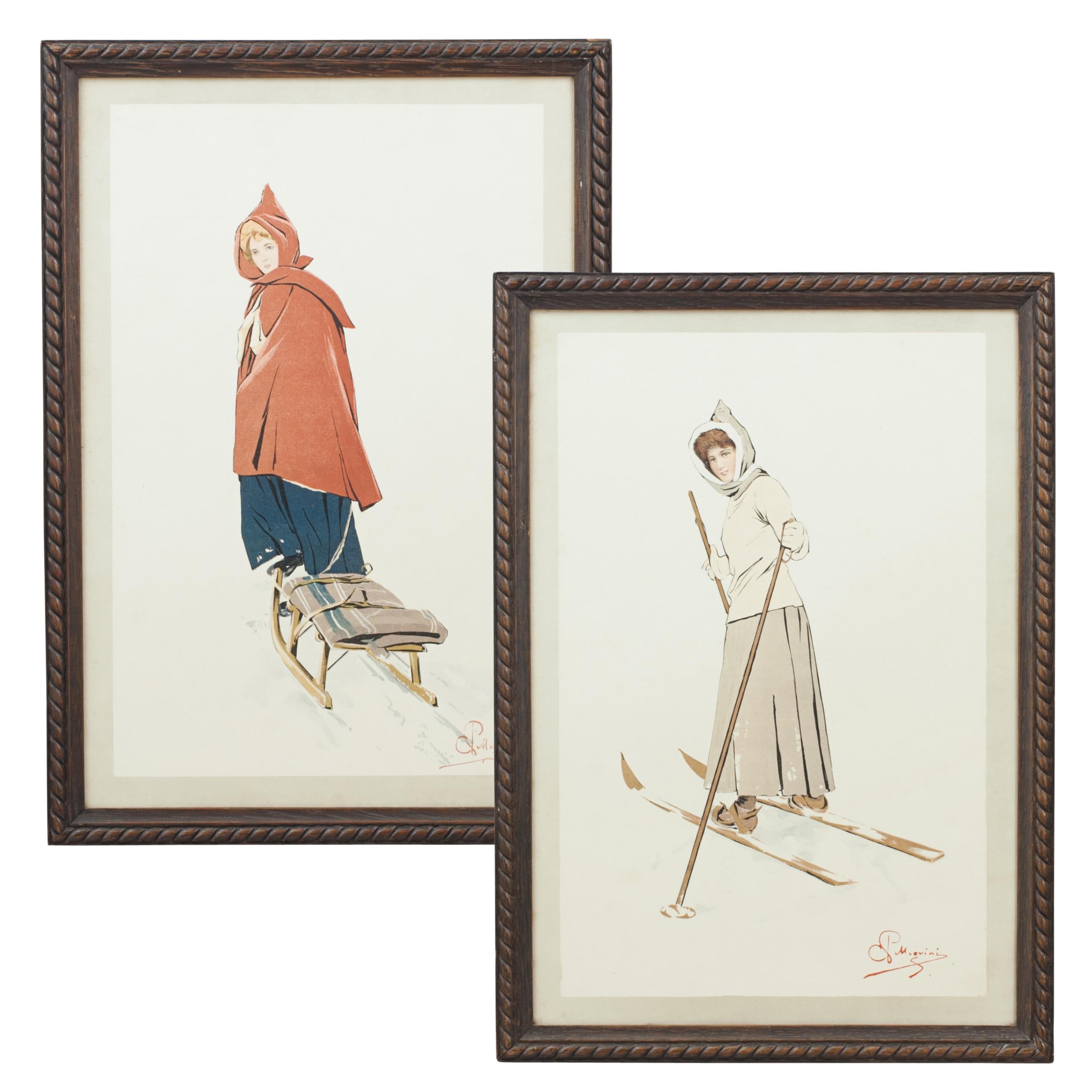 Zwei gerahmte Farblithografien nach Carlo Pellegrini von zwei Damen, von denen die eine einen Schlitten zieht und die andere auf Skiern steht. Die originalen Holzrahmen mit geschnitztem Seilkanten-Design. Pellegrini war ein italienischer Maler aus