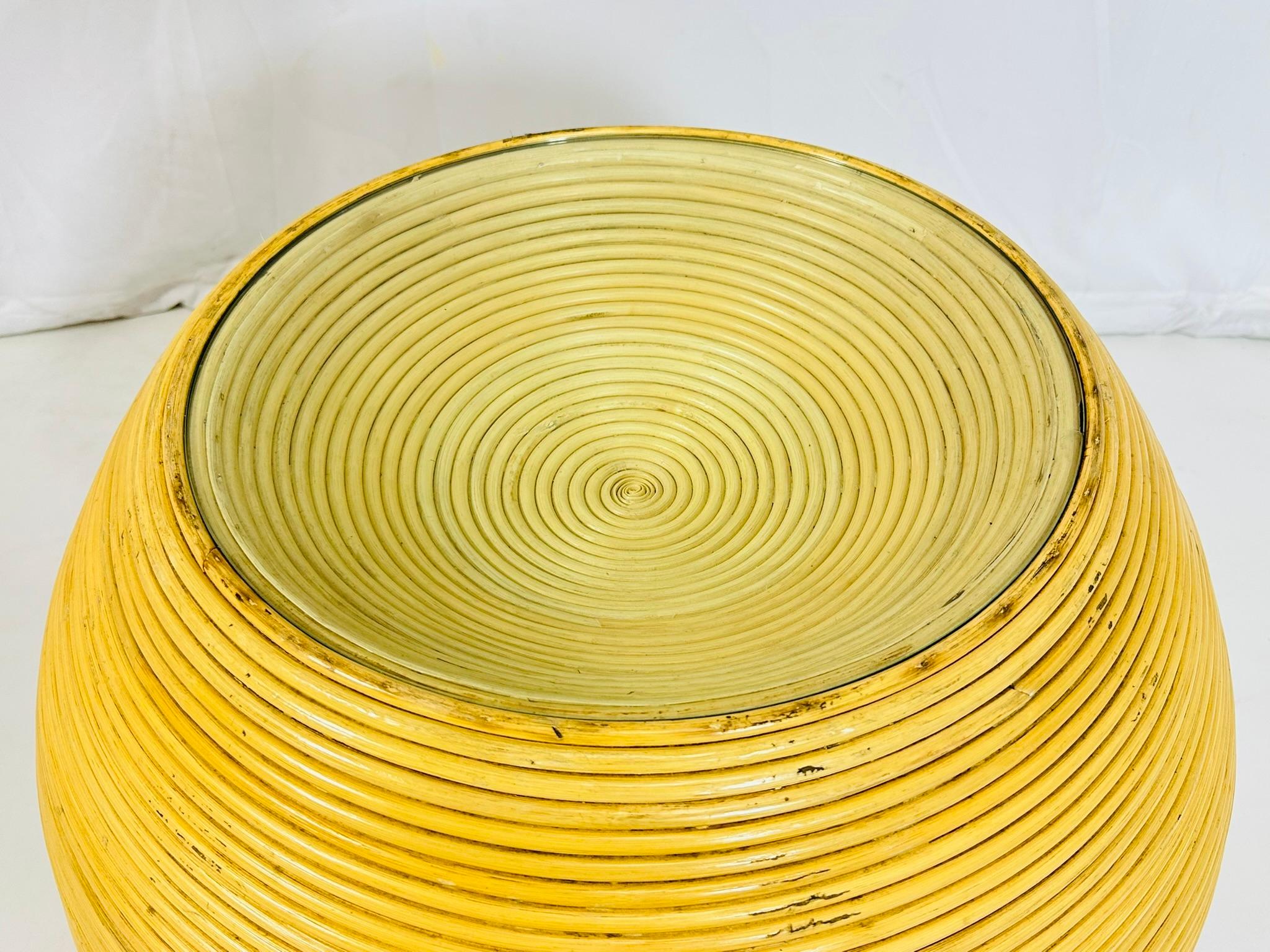 Vintage Pair of Pencil Reed & Glass Side Tables en vente 2