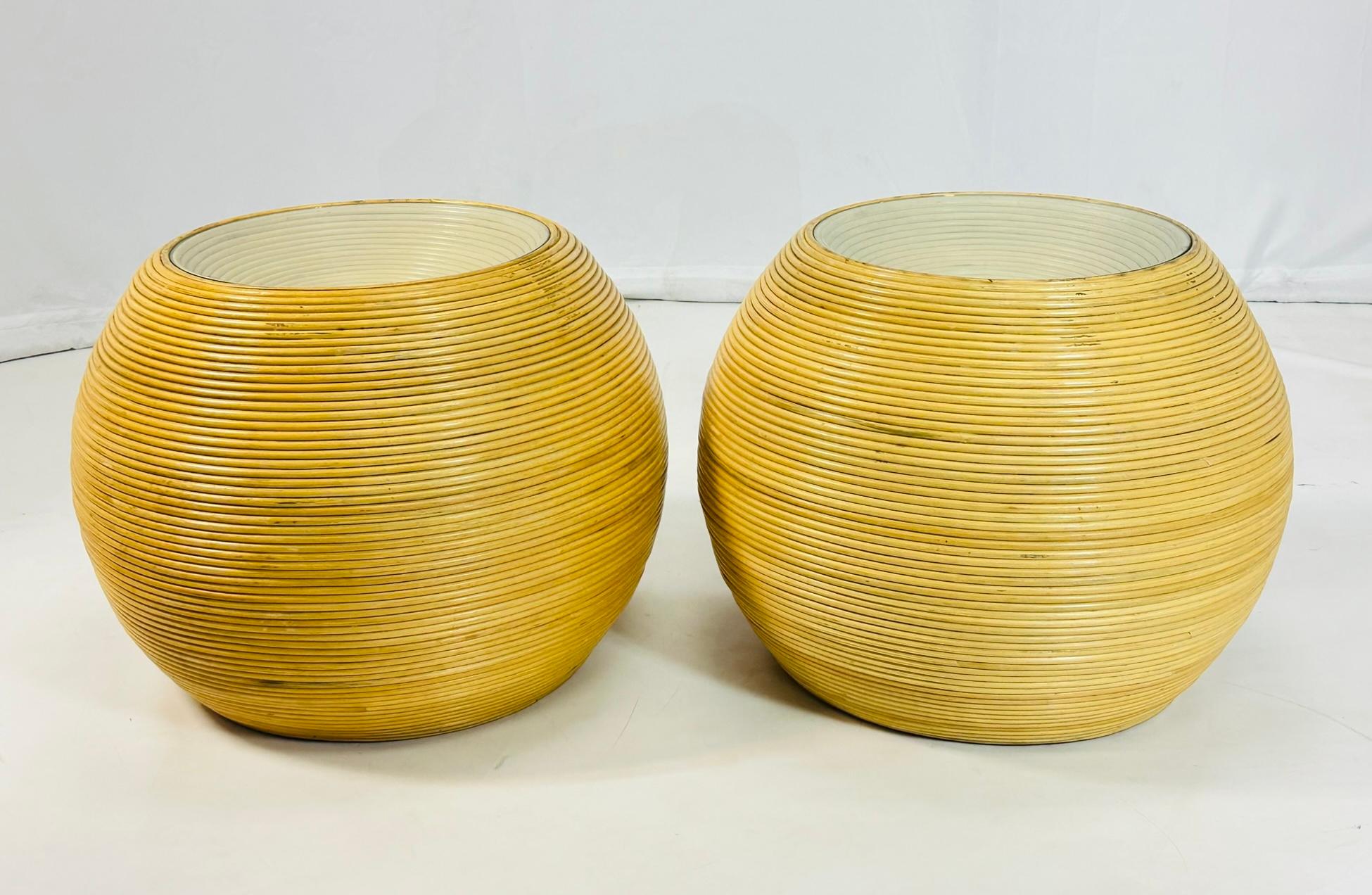 Américain Vintage Pair of Pencil Reed & Glass Side Tables en vente