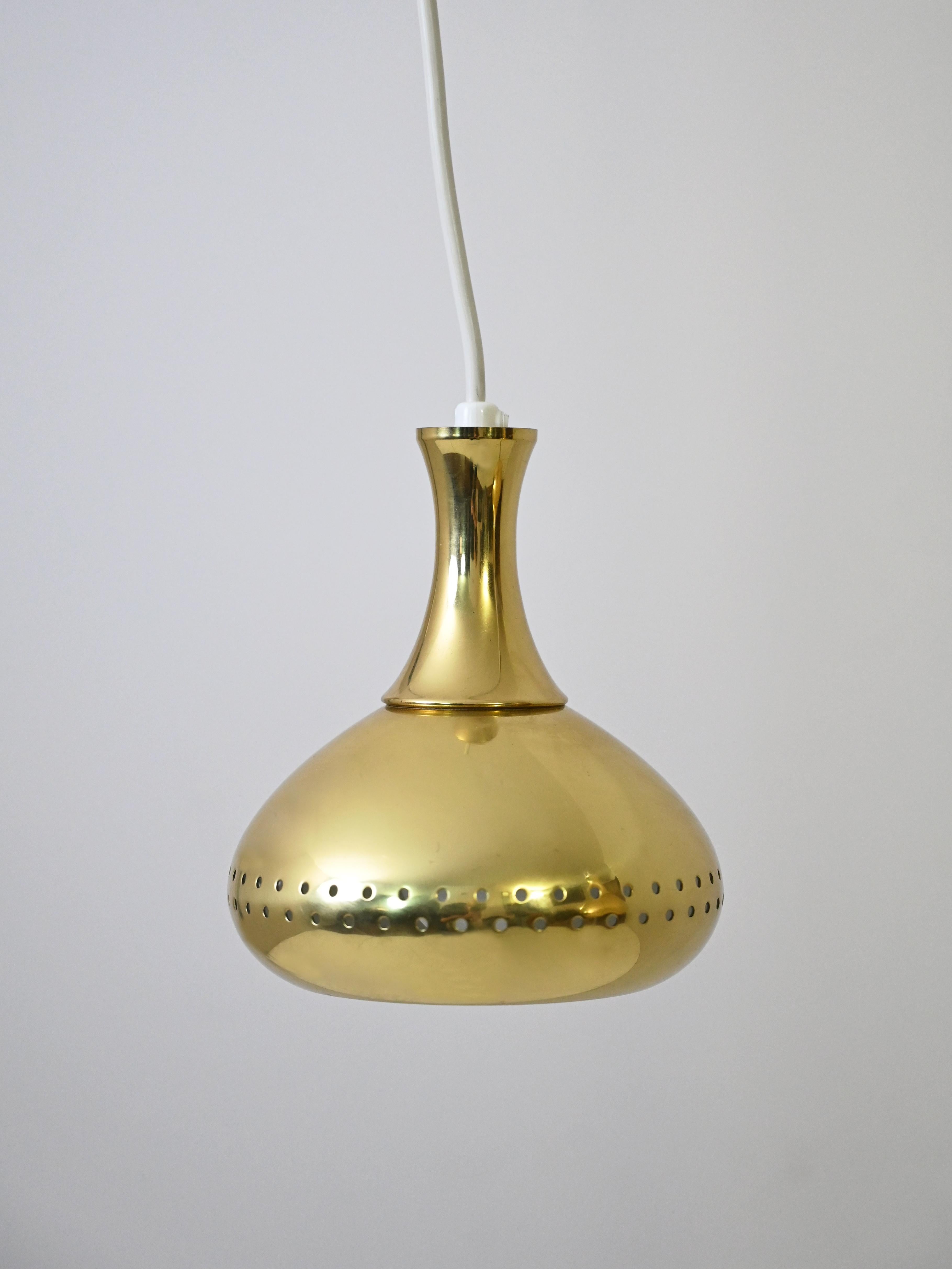Scandinavian Modern Pair of Pendant Lamps by Hans-Agne Jakobsson for Markaryd For Sale