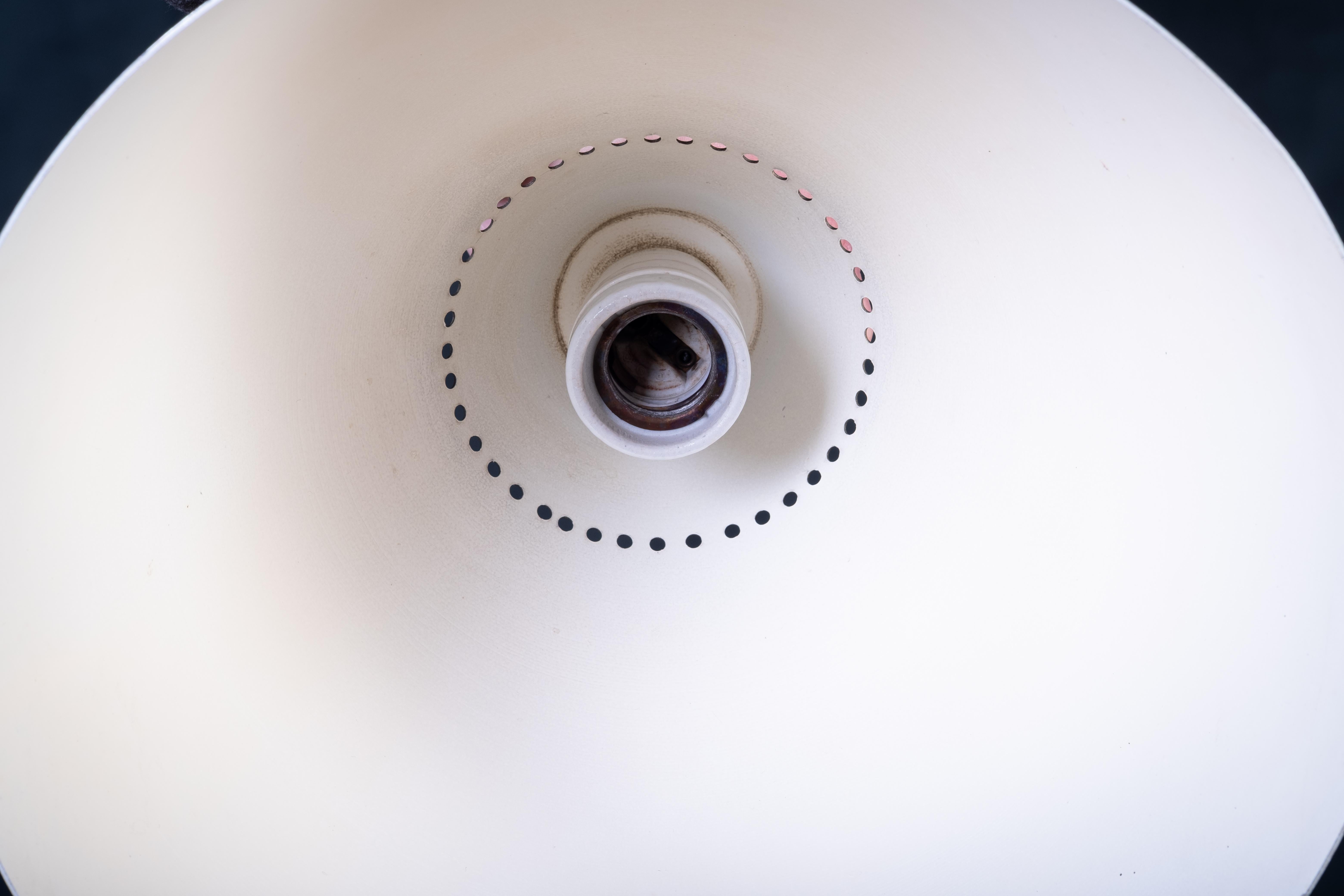 Coppia di lampade a sospensione di Svend Holm Sørensen per Holm Sørensen & Co, anni '50 in vendita 1