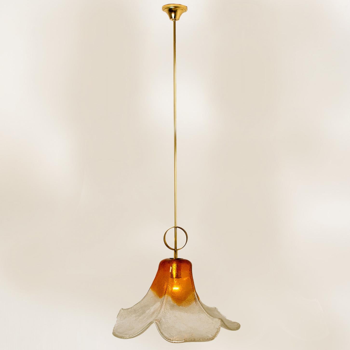 Late 20th Century Pair of Pendant Lamps Model LS185 by Carlo Nason for Mazzega For Sale