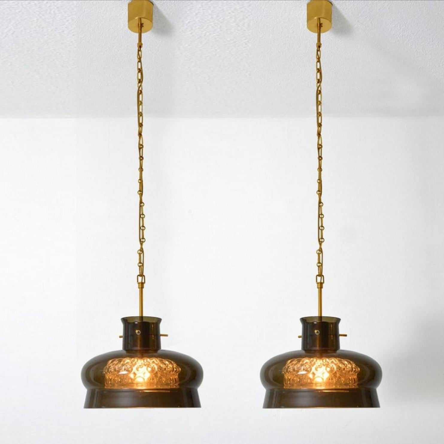 Pair of Pendant Light by Carl Fagerlund for Orrefors in Brown and Bubble Glass For Sale 3