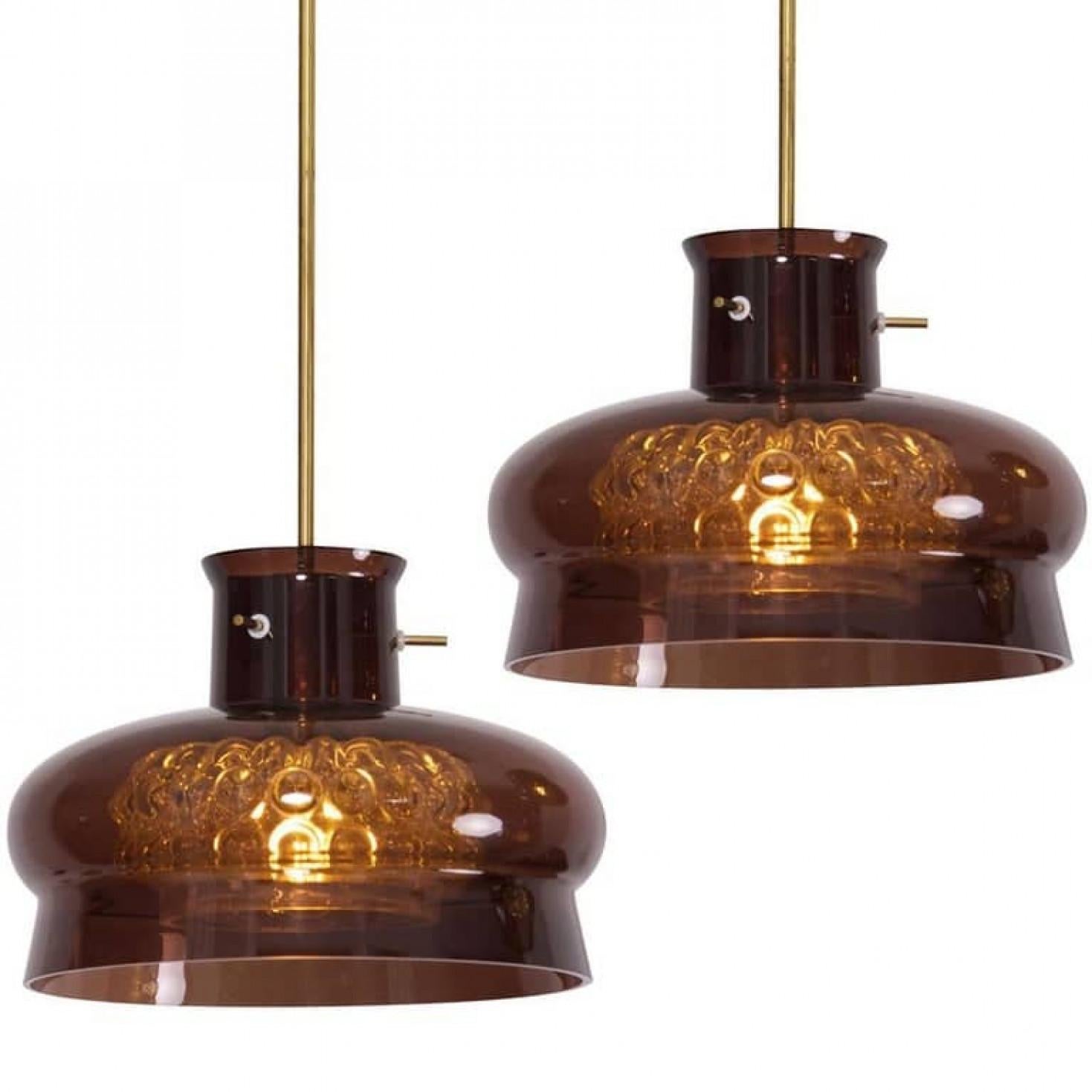 Altro Pair of Pendant Light by Carl Fagerlund for Orrefors in Brown and Bubble Glass in vendita