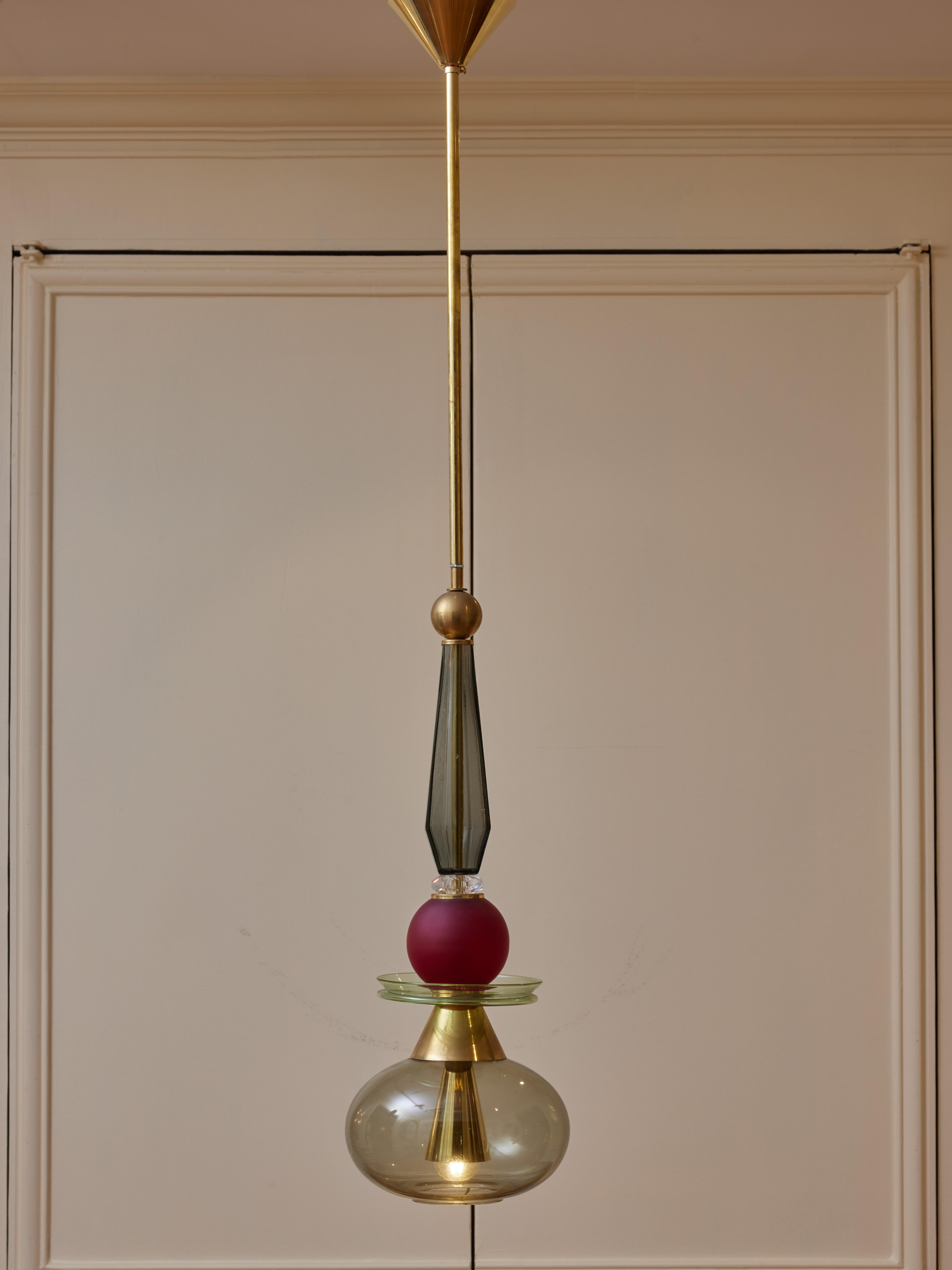 Mid-Century Modern Pair of pendants in Murano by Studio Glustin For Sale