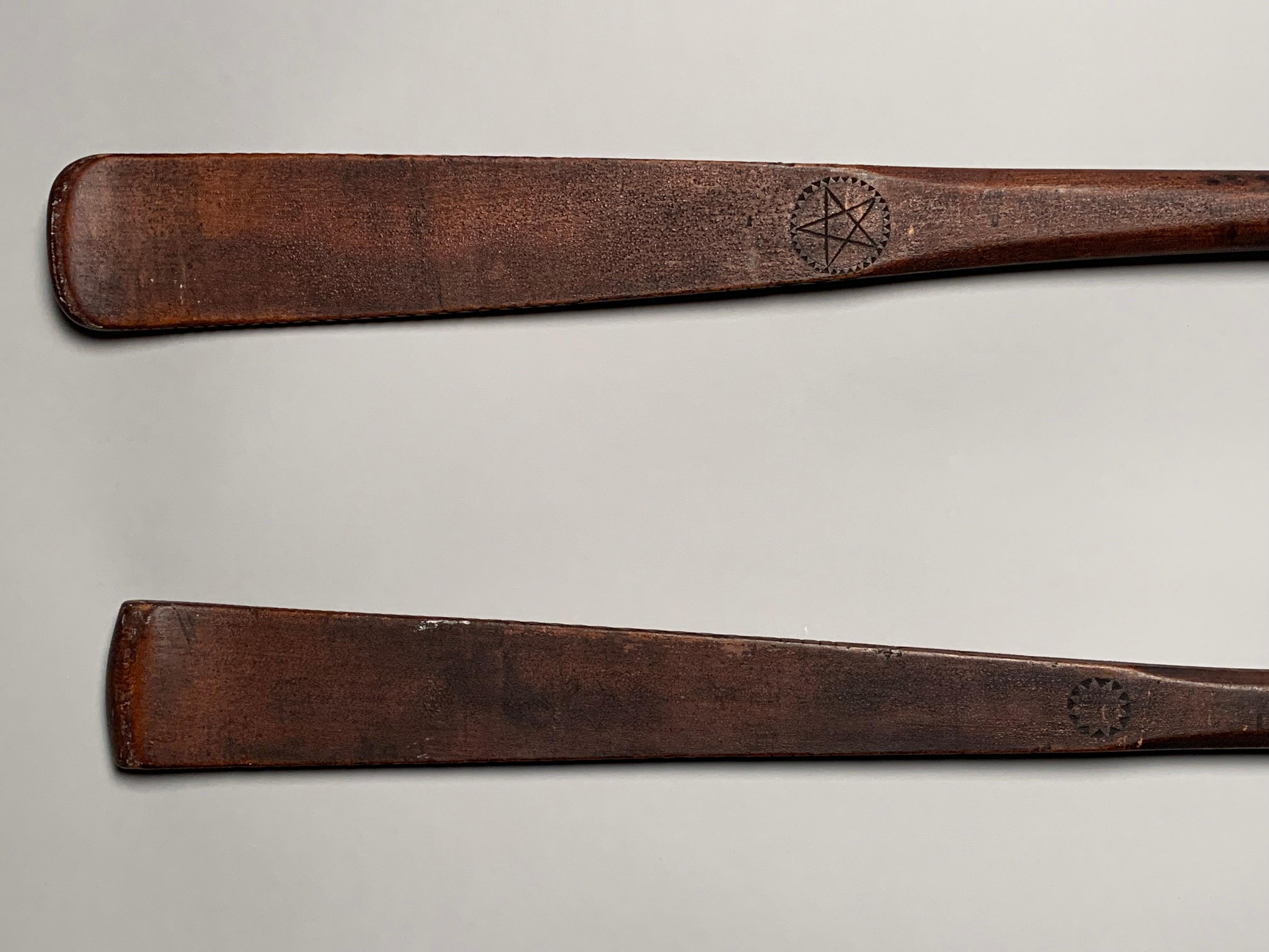 Pair of Penobscot Paddles In Excellent Condition In Santa Fe, NM
