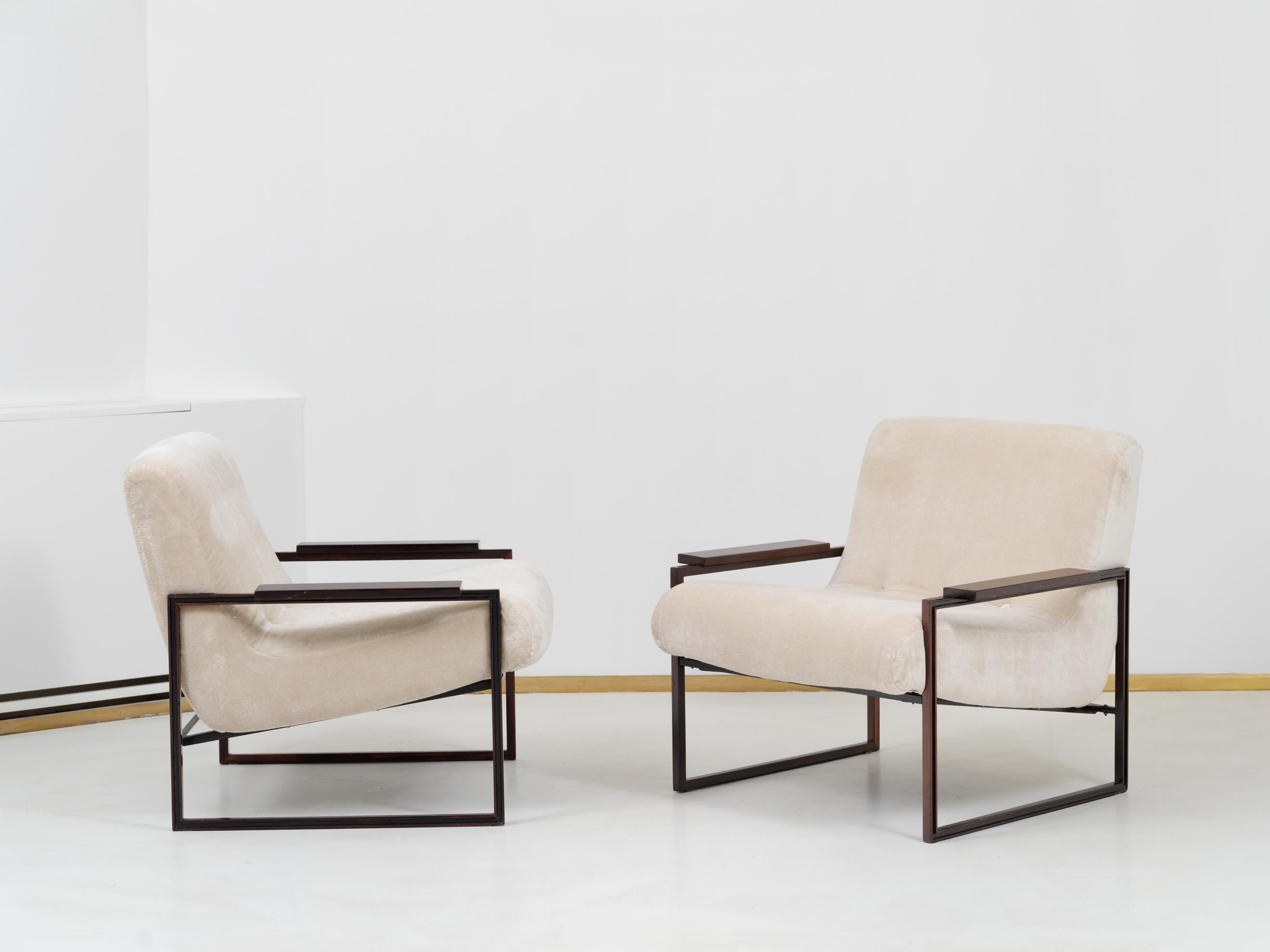 Mid-Century moderno Pair of Percival Lafer armchairs, MP-5, 1950 in vendita