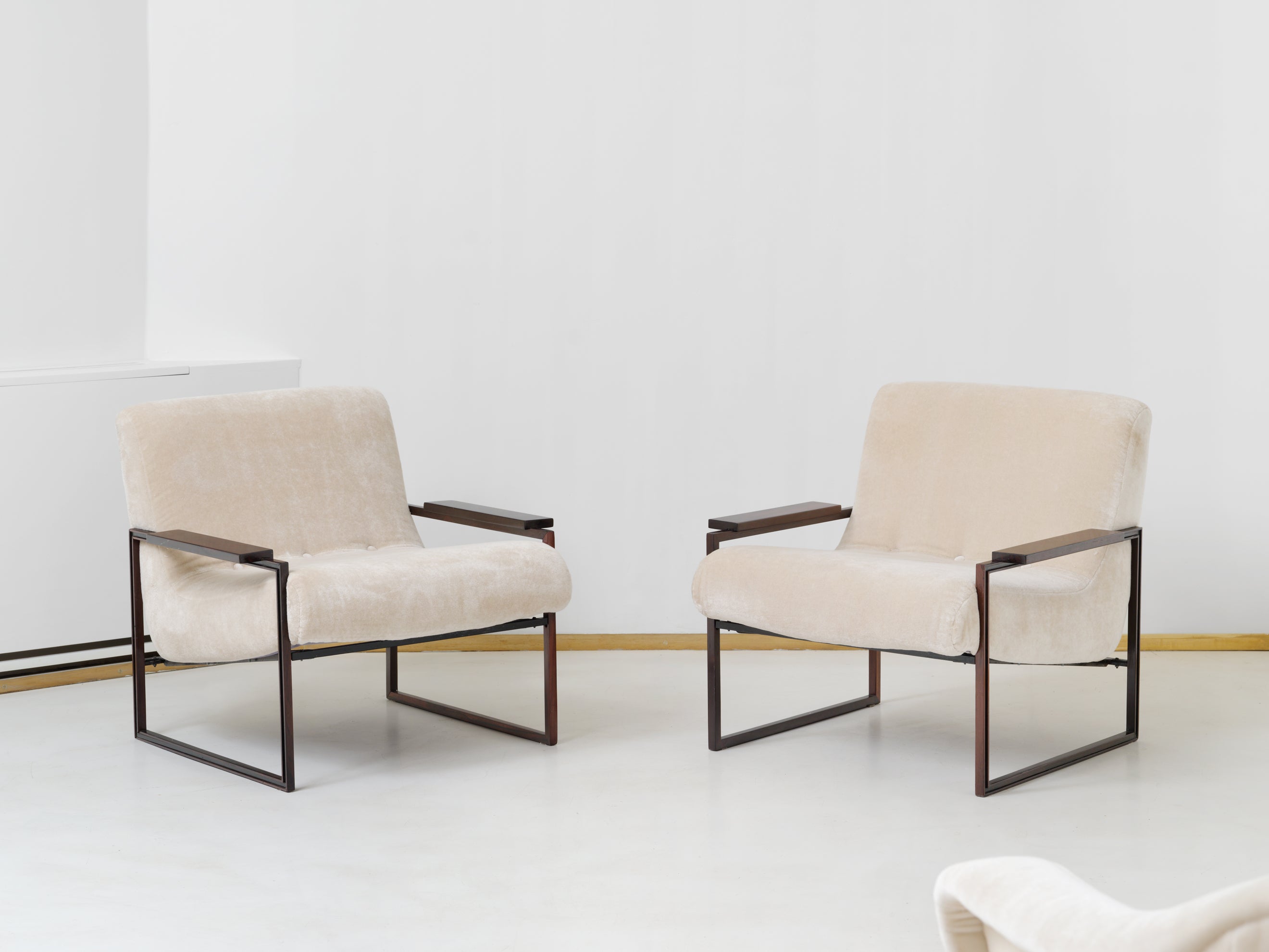 Pair of Percival Lafer armchairs, MP-5, 1950 in vendita