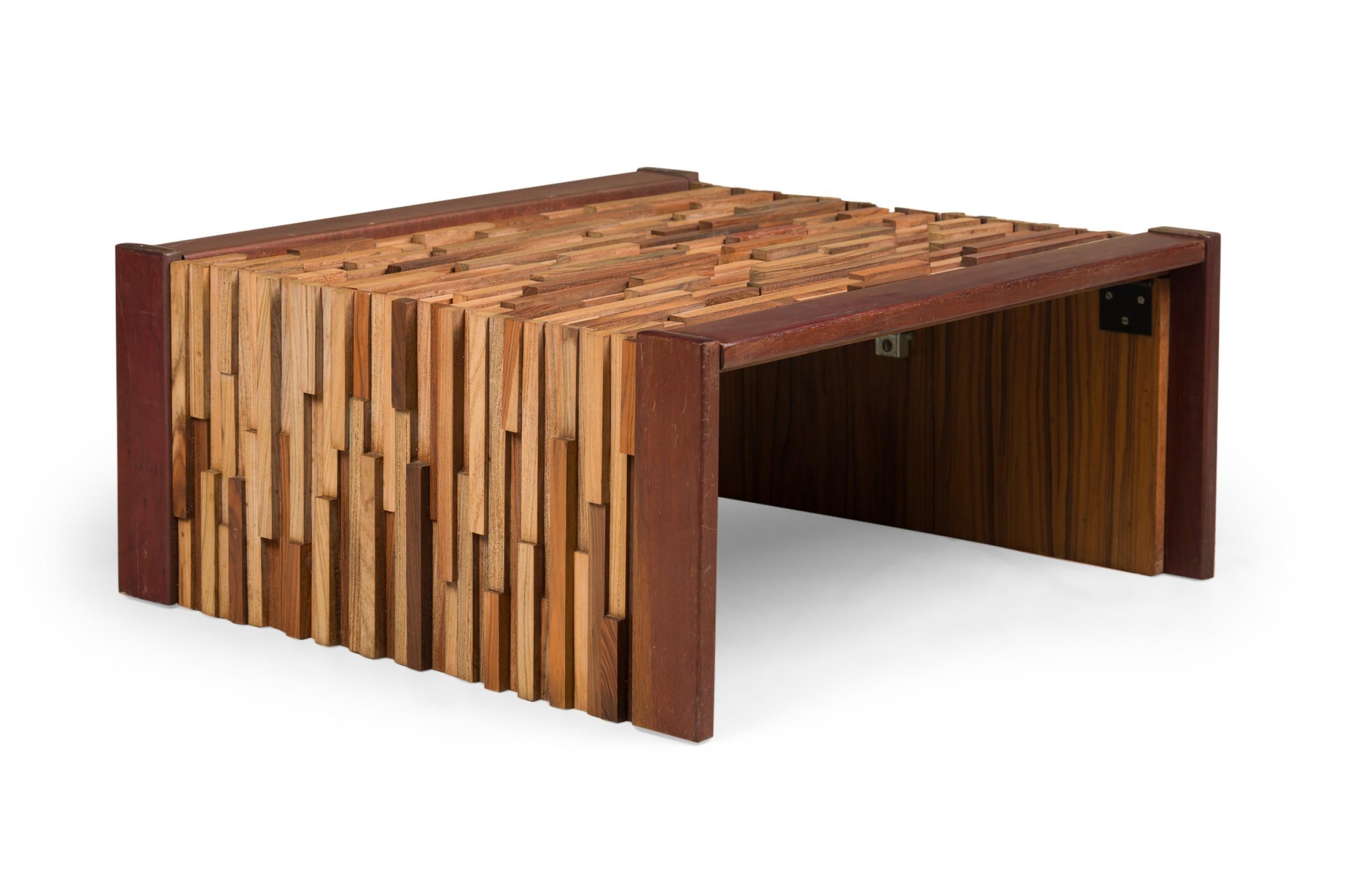 Ein Paar Percival Lafer-Couchtisch aus kontinentalem Mischholz, Mitte des Jahrhunderts (Handgefertigt) im Angebot