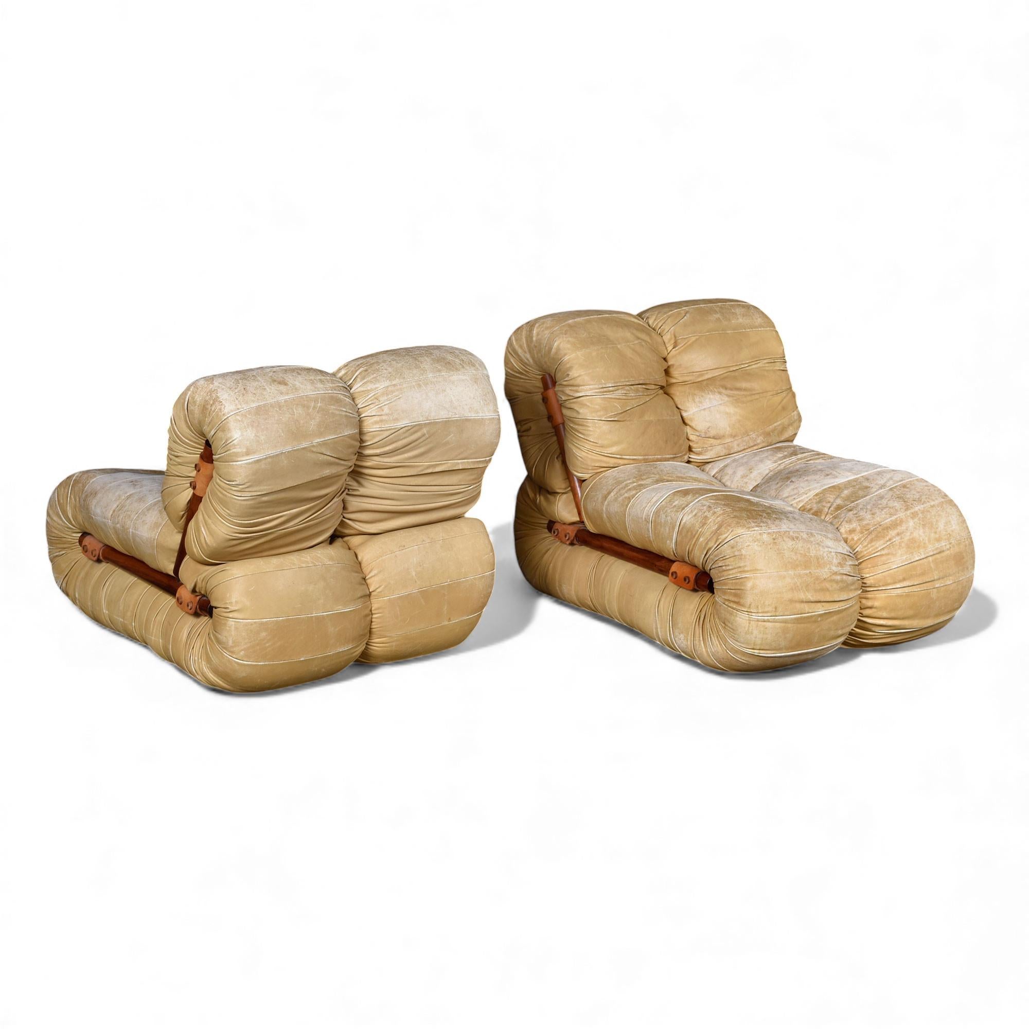 Paar Percival Lafer MP-116 modulare Loungesessel in Original Tan Leder (Ende des 20. Jahrhunderts)